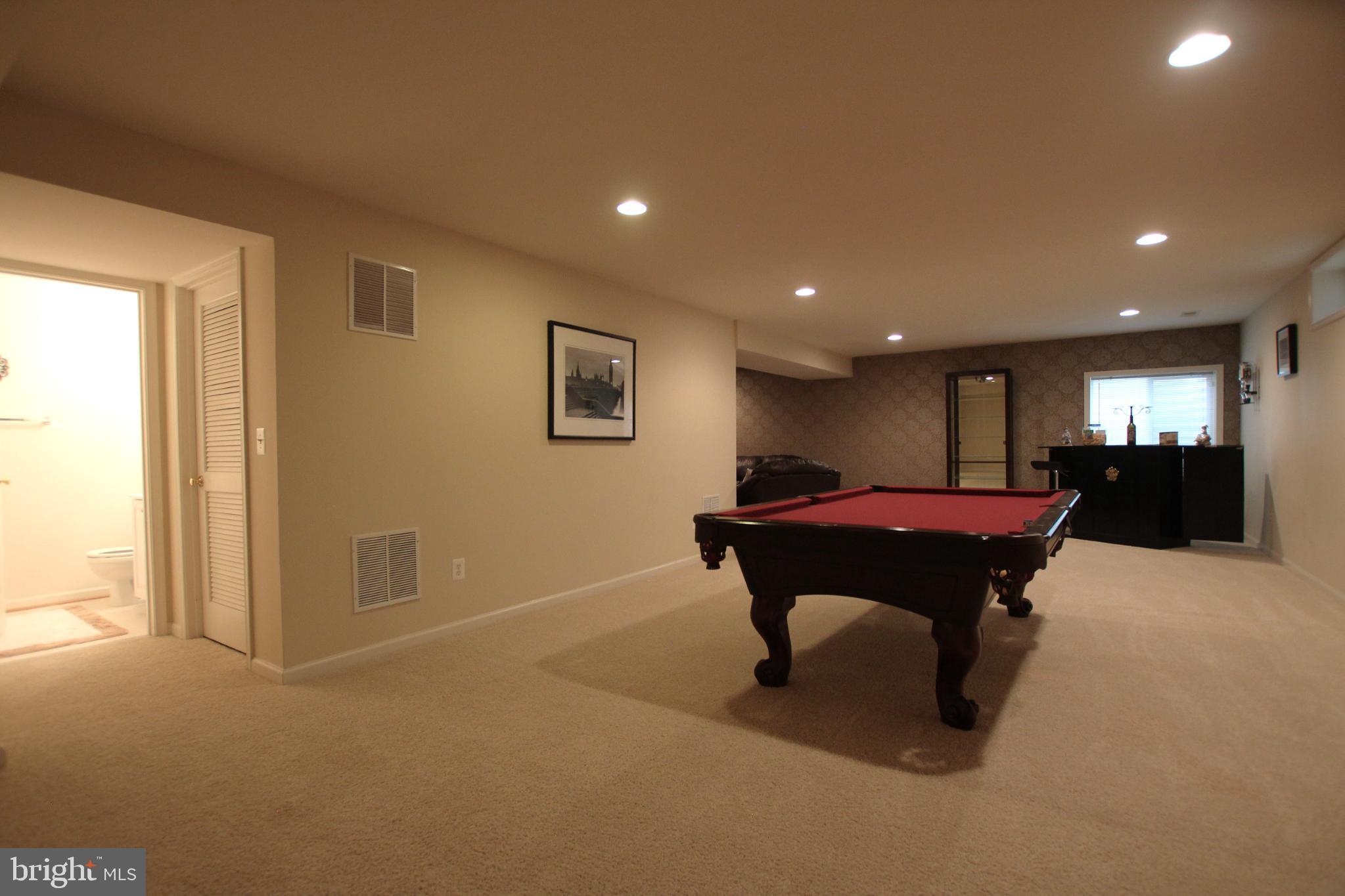 LORTON VALLEY NORTH - Residential Lease