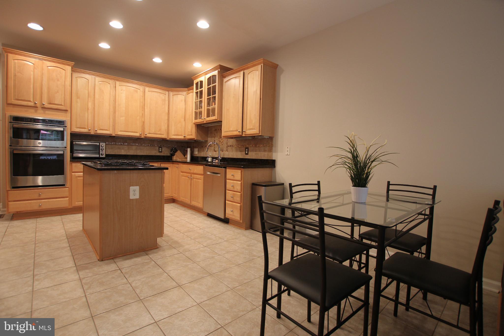 LORTON VALLEY NORTH - Residential Lease