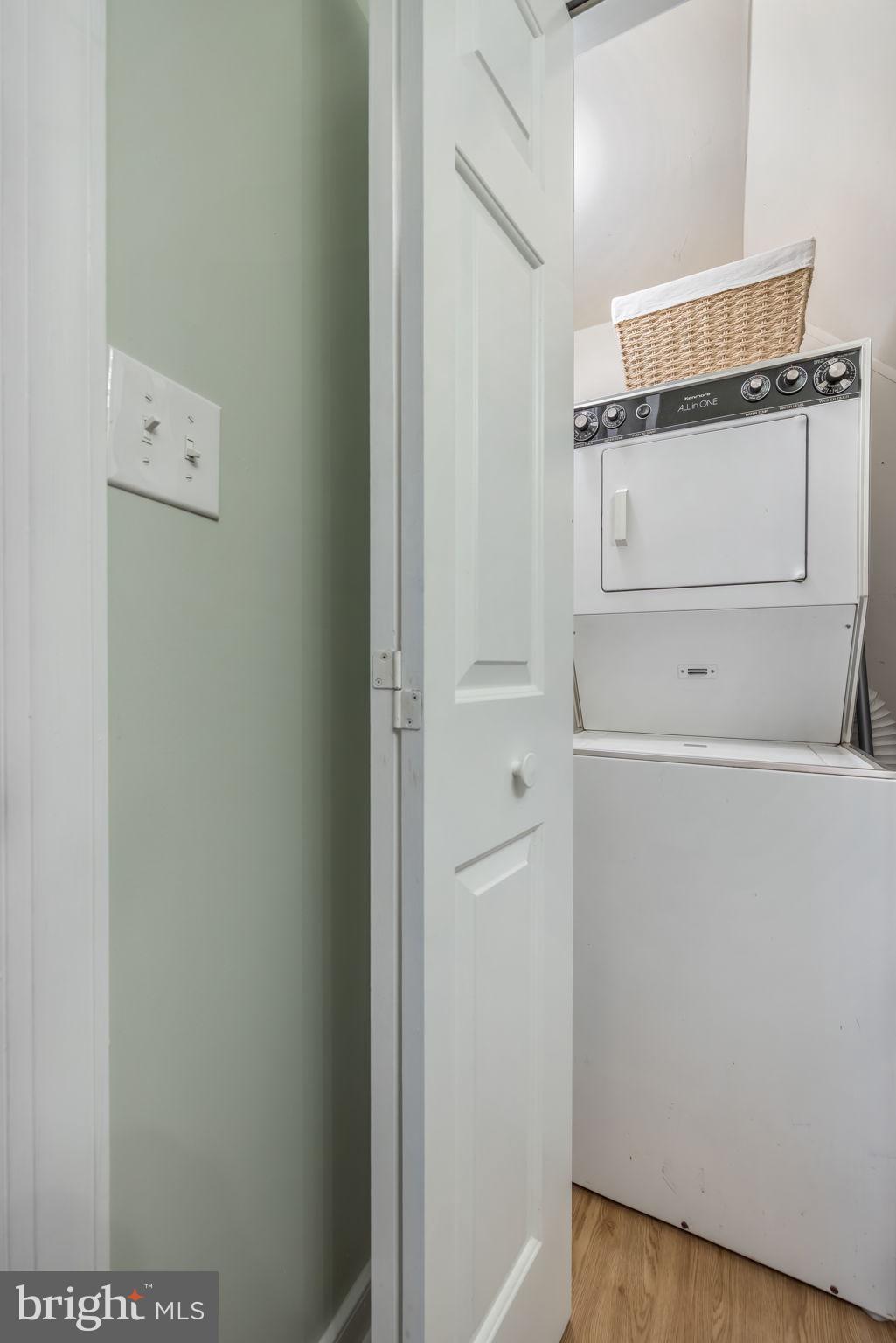 FREDERICKSBURG - Residential