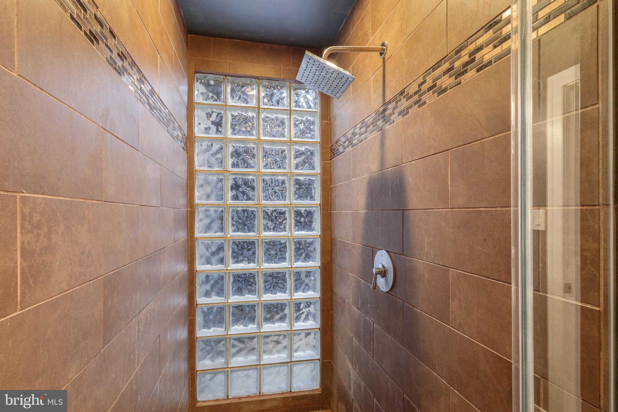 FRANCISVILLE - Residential