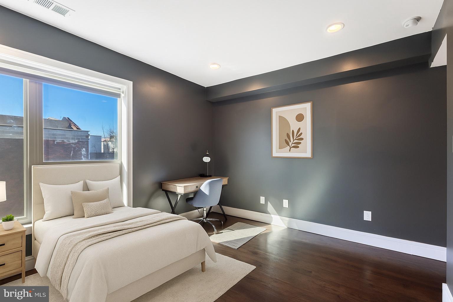 FRANCISVILLE - Residential