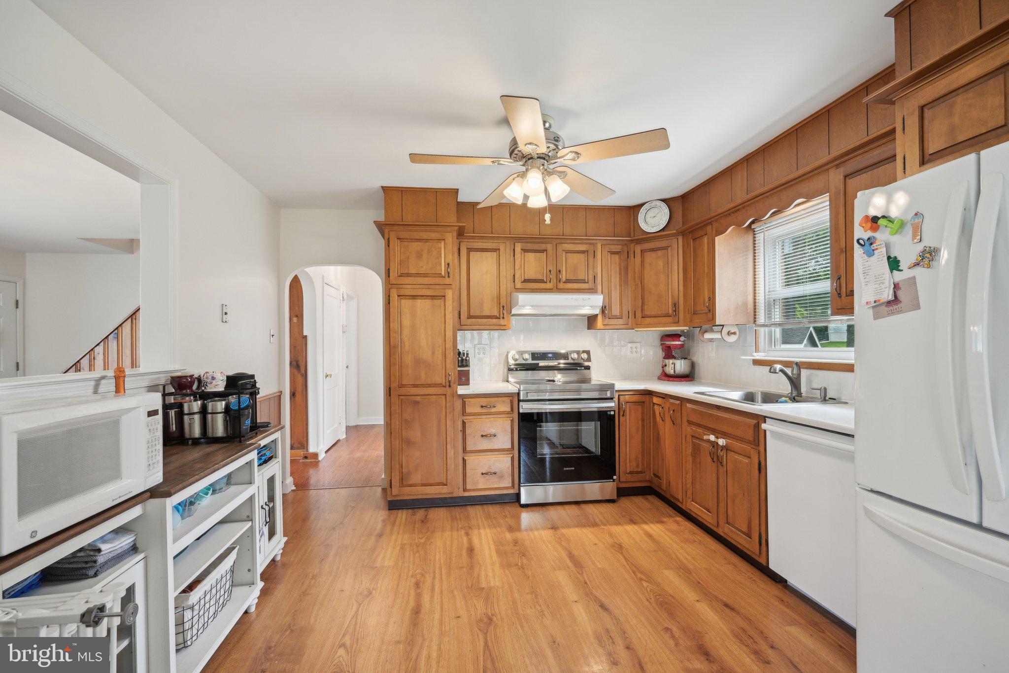 204 SEAL LANE