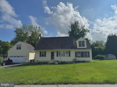 204 SEAL LANE WEST CHESTER PA 19380