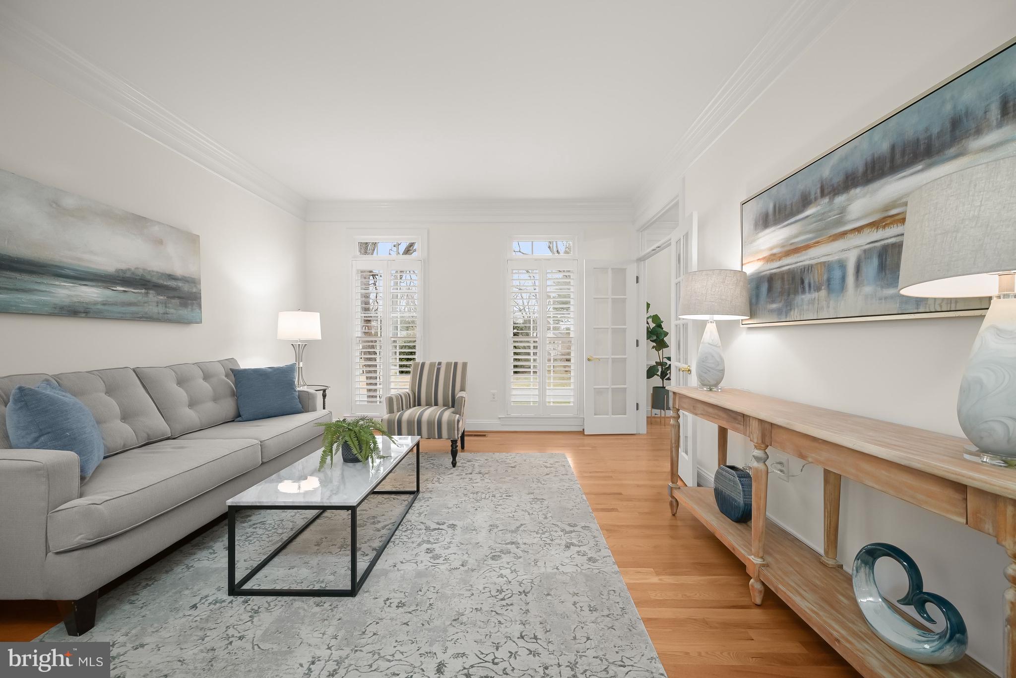 COUNTRY PLACE - Residential