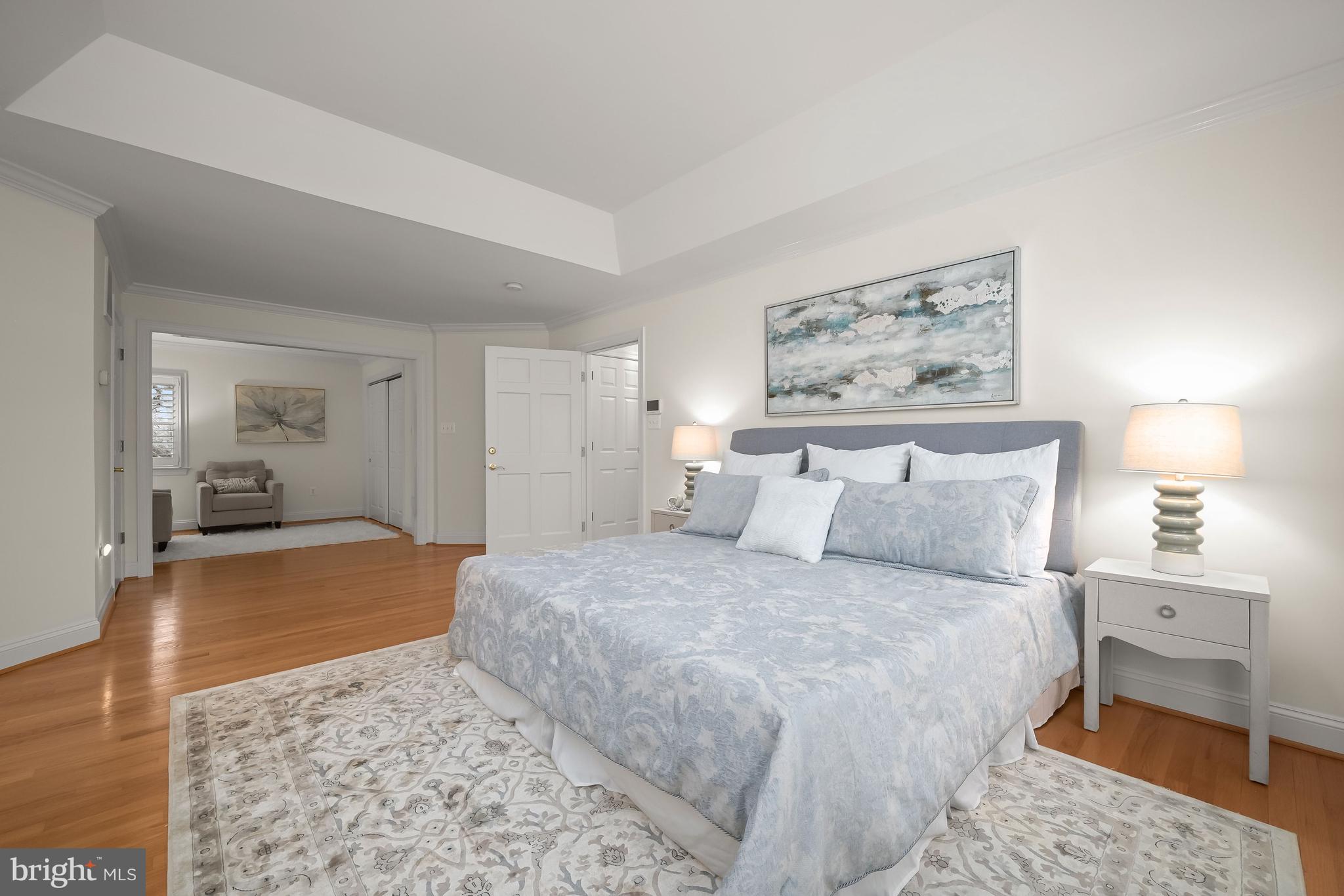 COUNTRY PLACE - Residential