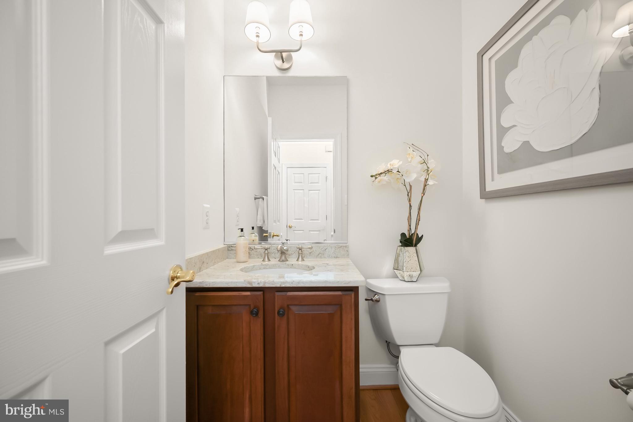 COUNTRY PLACE - Residential