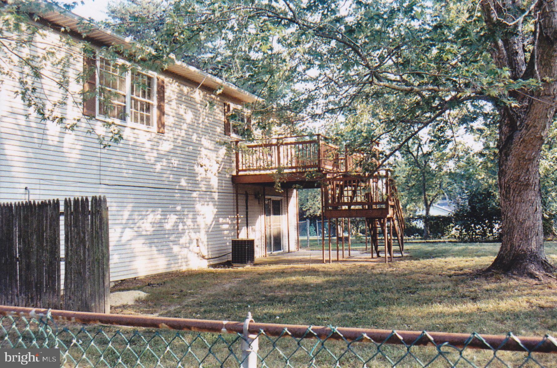 GILLENS GROVE - Residential Lease