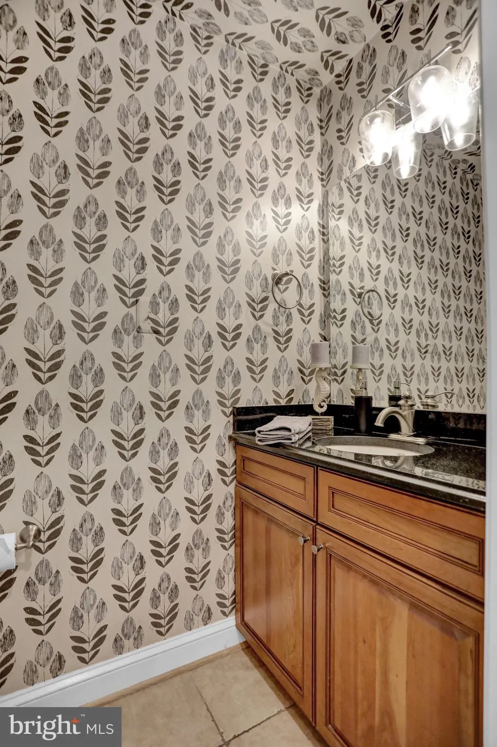 Baltimore, Maryland 21212, United States, 4 Bedrooms Bedrooms, ,4 BathroomsBathrooms,Residential,Active,133160