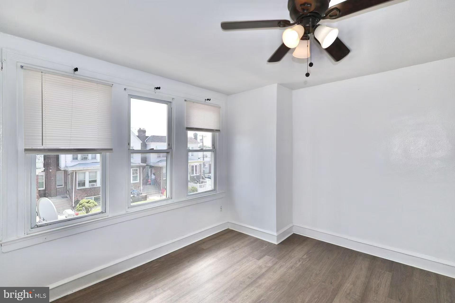 PHILADELPHIA (NORTHEAST) - Residential