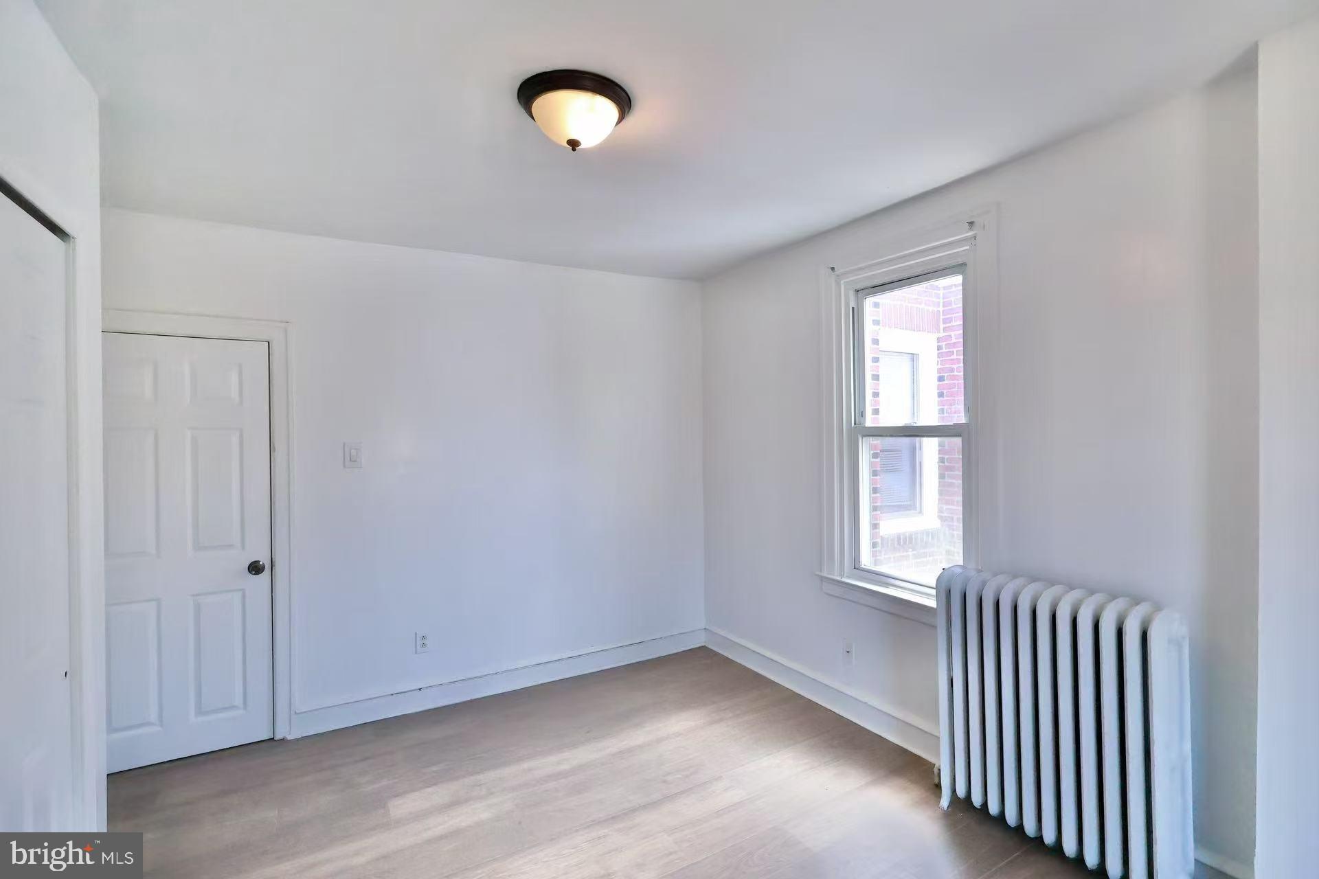 PHILADELPHIA (NORTHEAST) - Residential