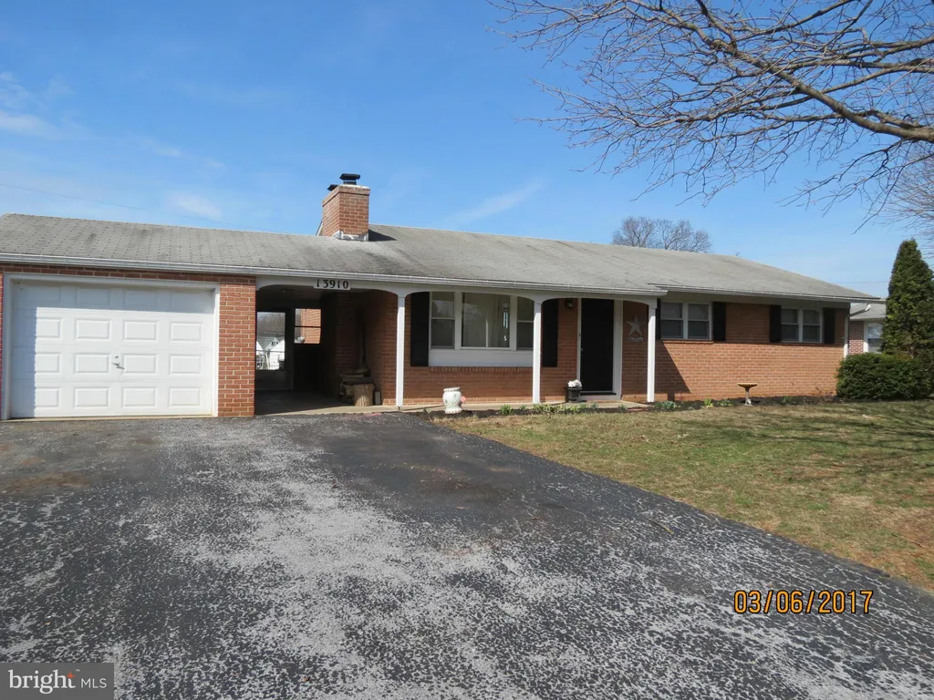 13910 Meadow Road N, Hagerstown, MD 21742