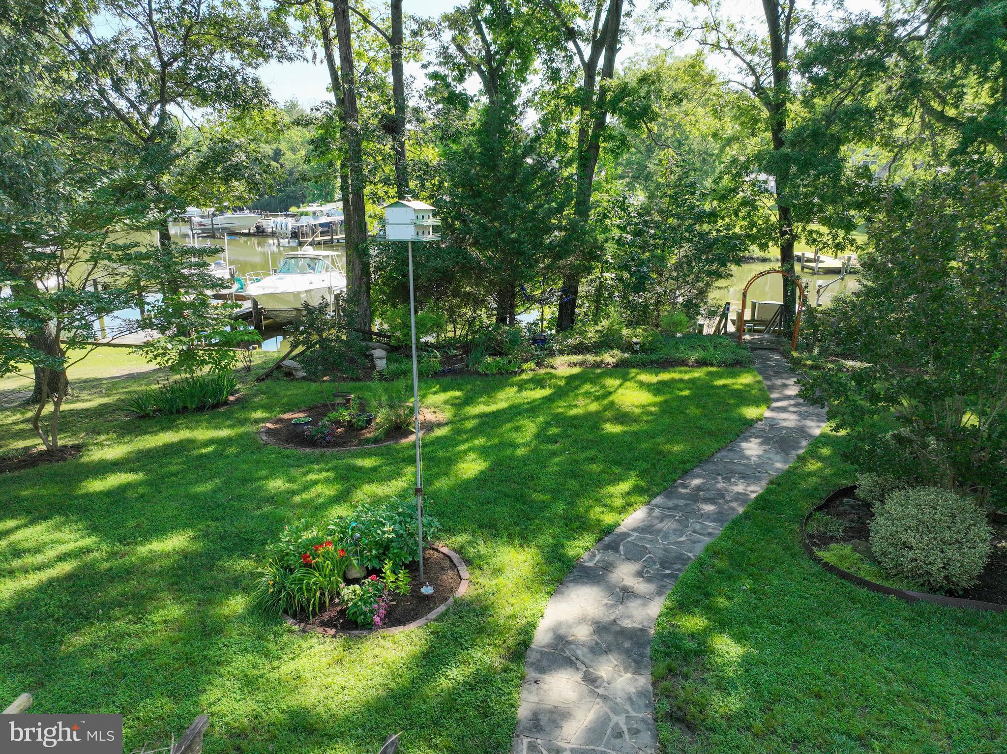 WEST SHORE - Residential