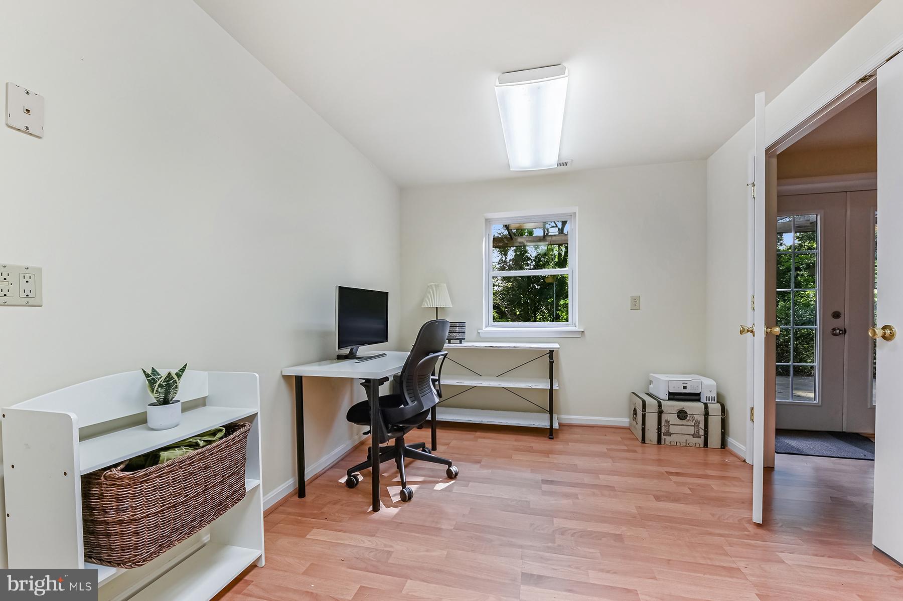 WEST SHORE - Residential