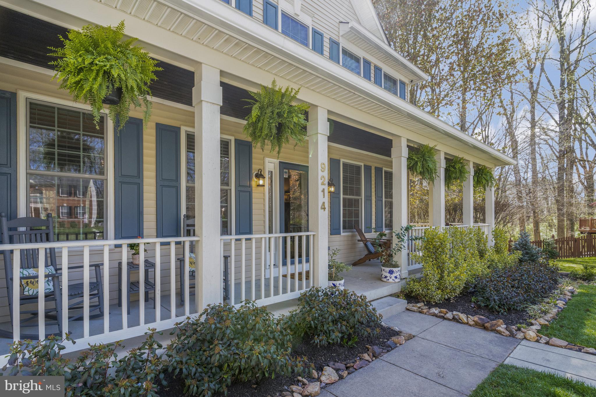 BLOOMS CROSSING - Residential