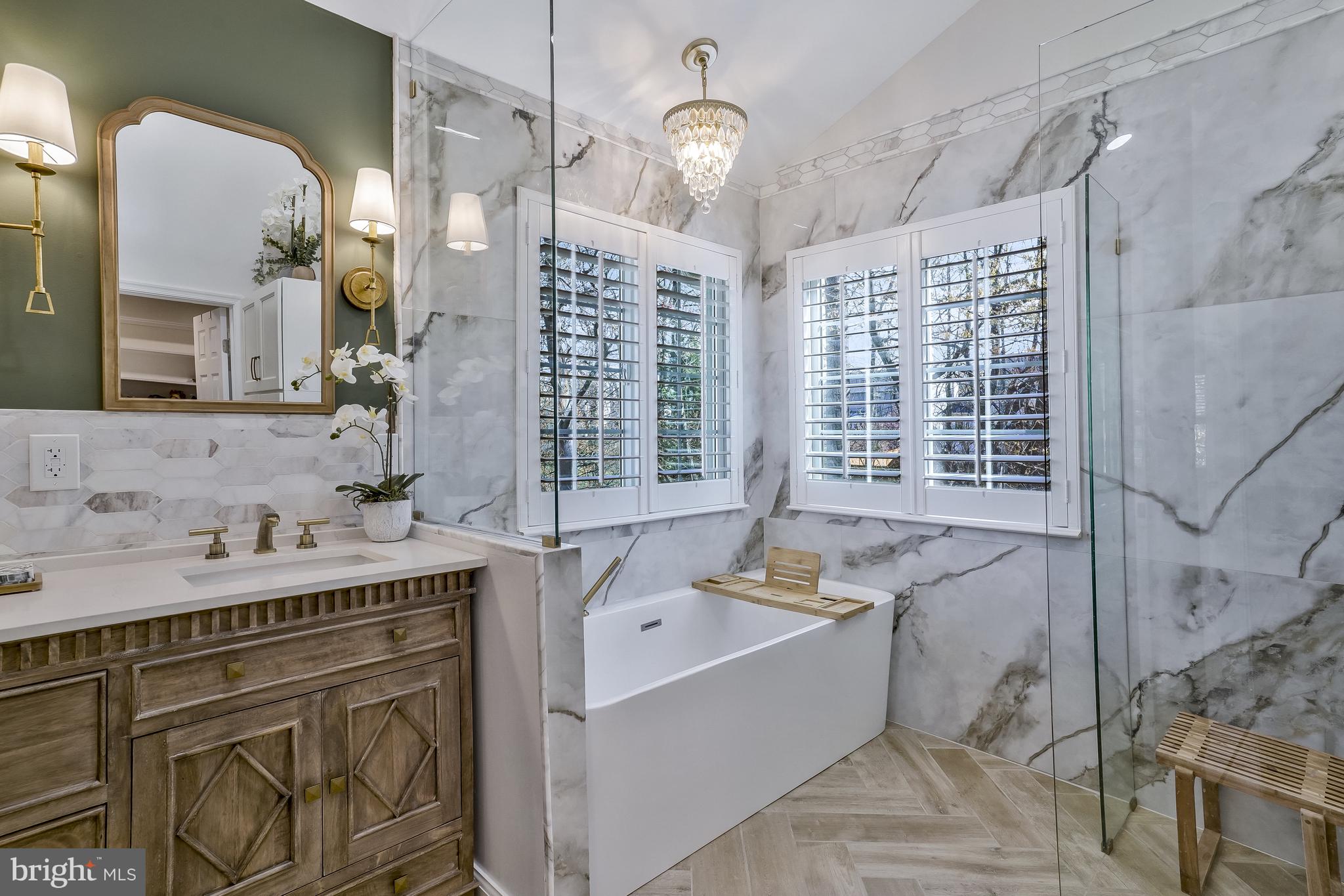 BLOOMS CROSSING - Residential