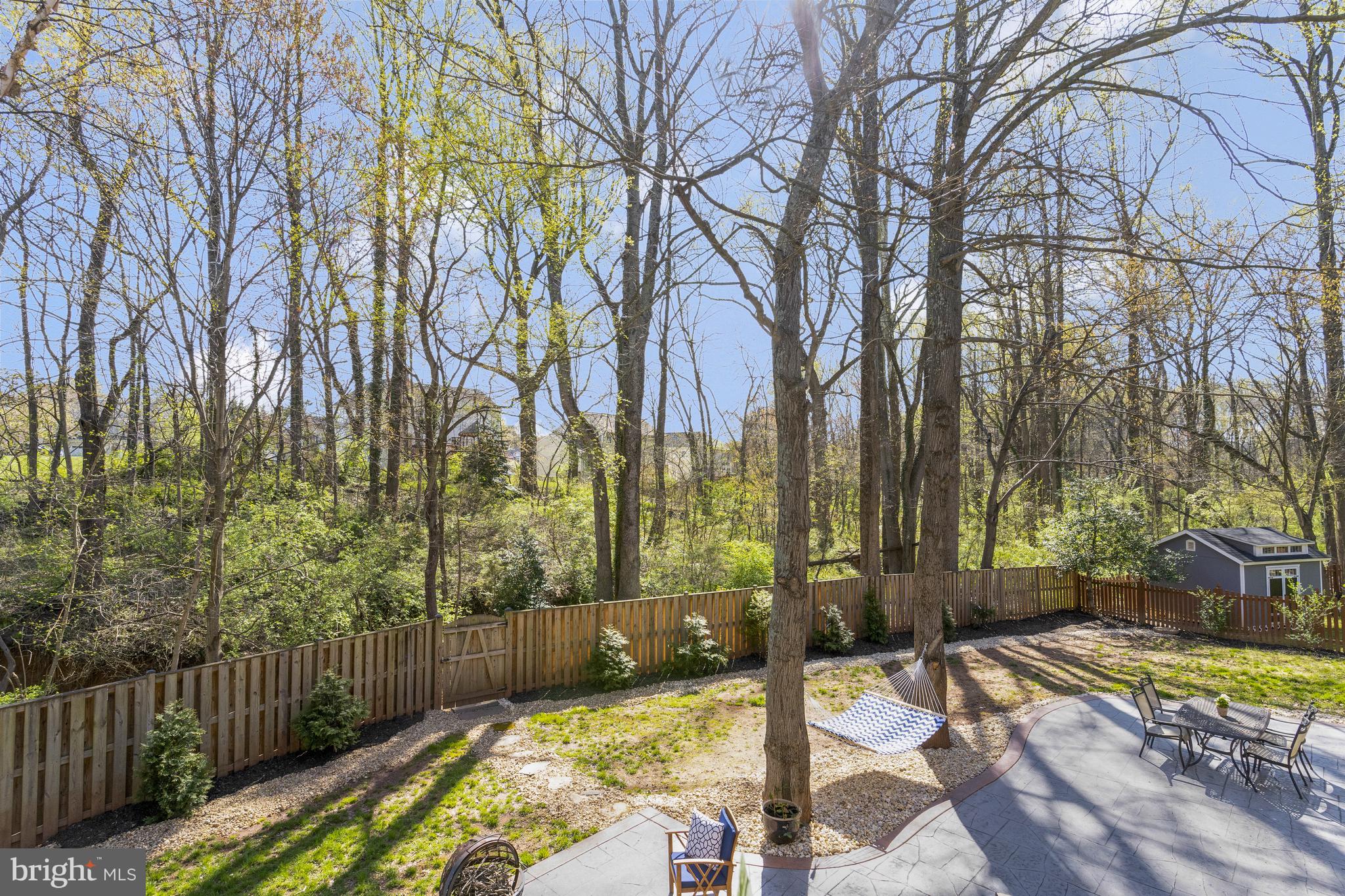 BLOOMS CROSSING - Residential