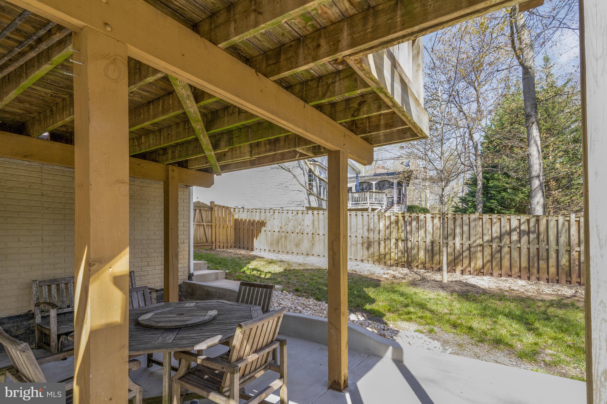 BLOOMS CROSSING - Residential