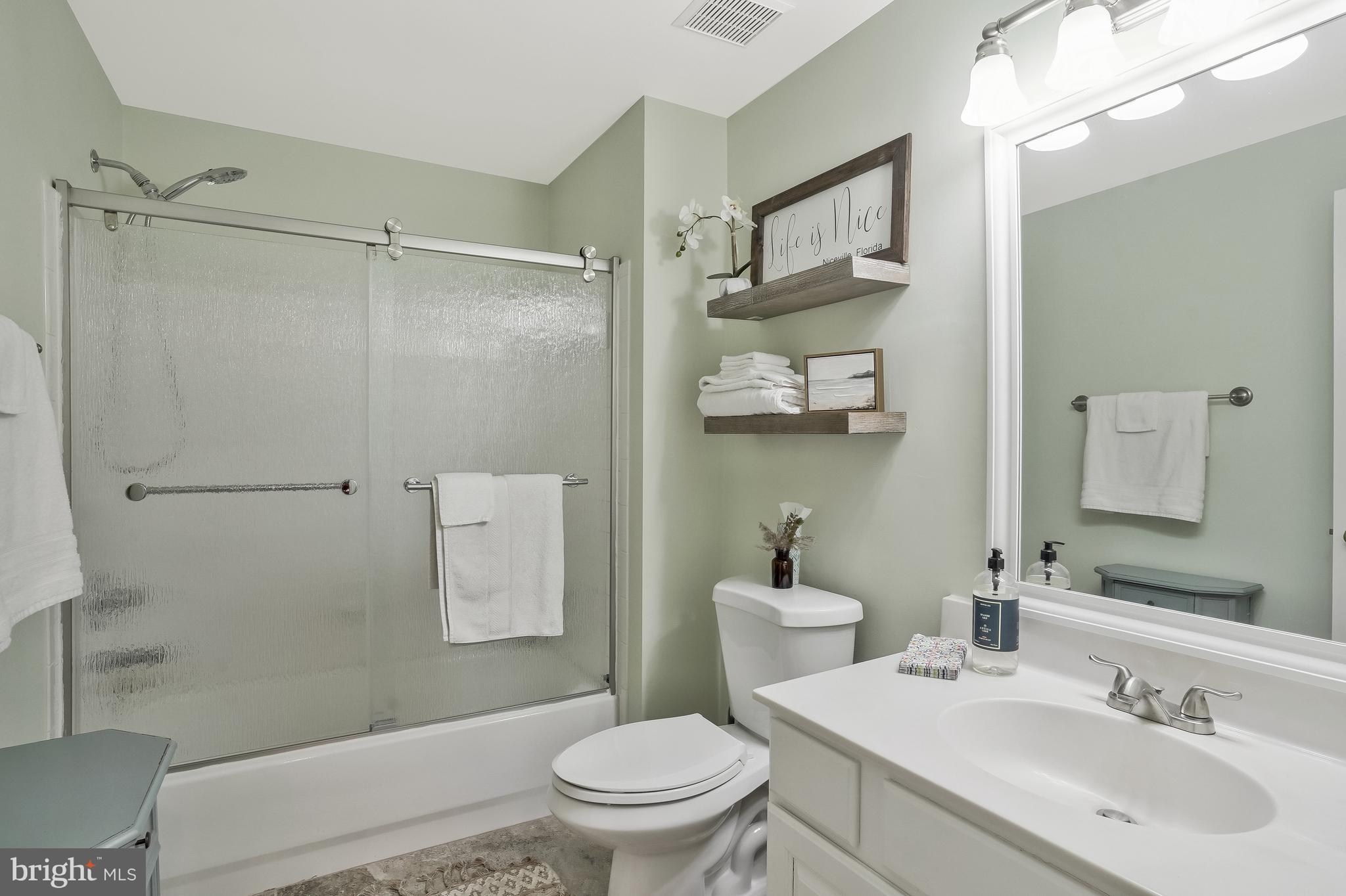 BLOOMS CROSSING - Residential