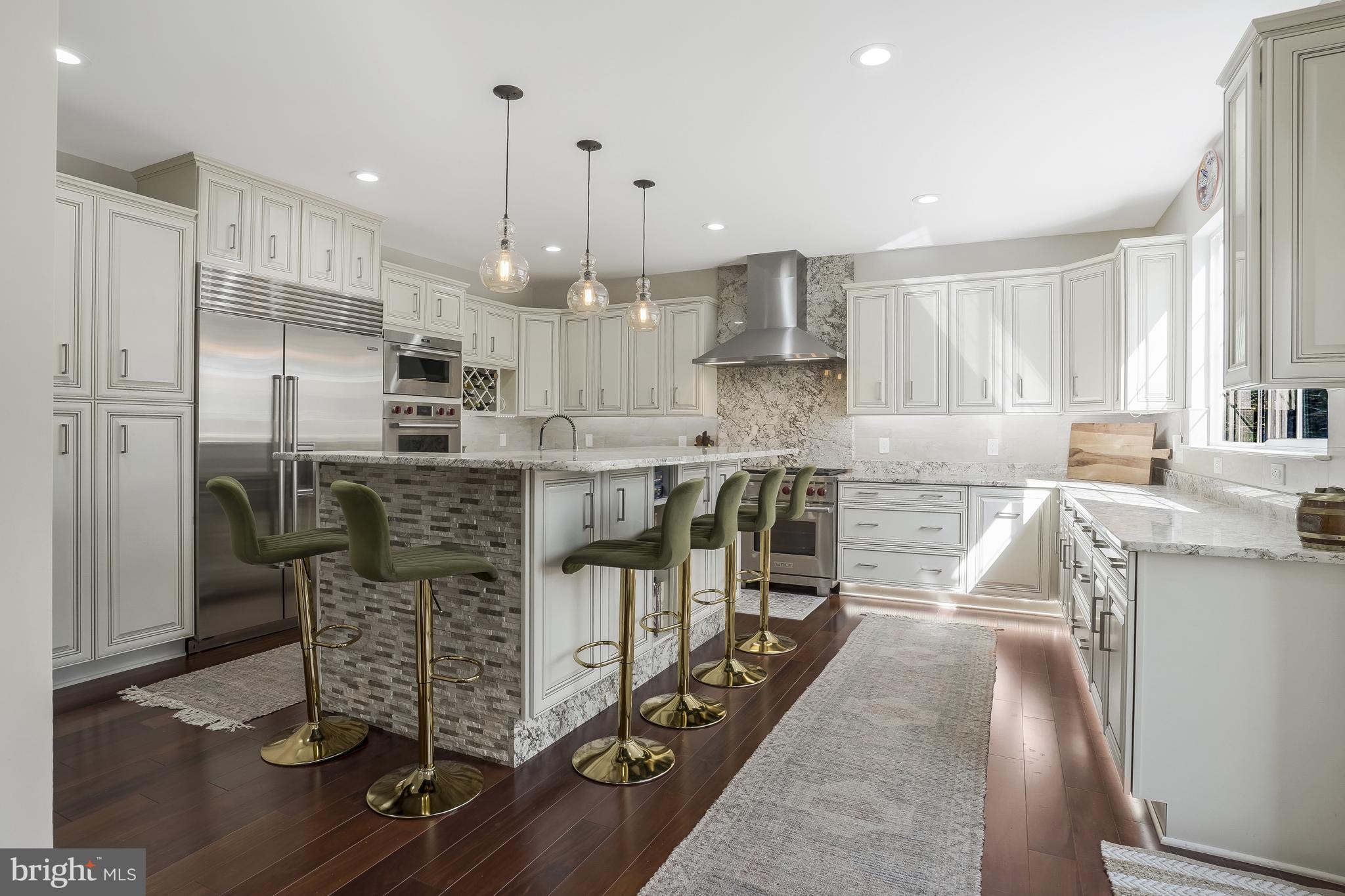 BLOOMS CROSSING - Residential