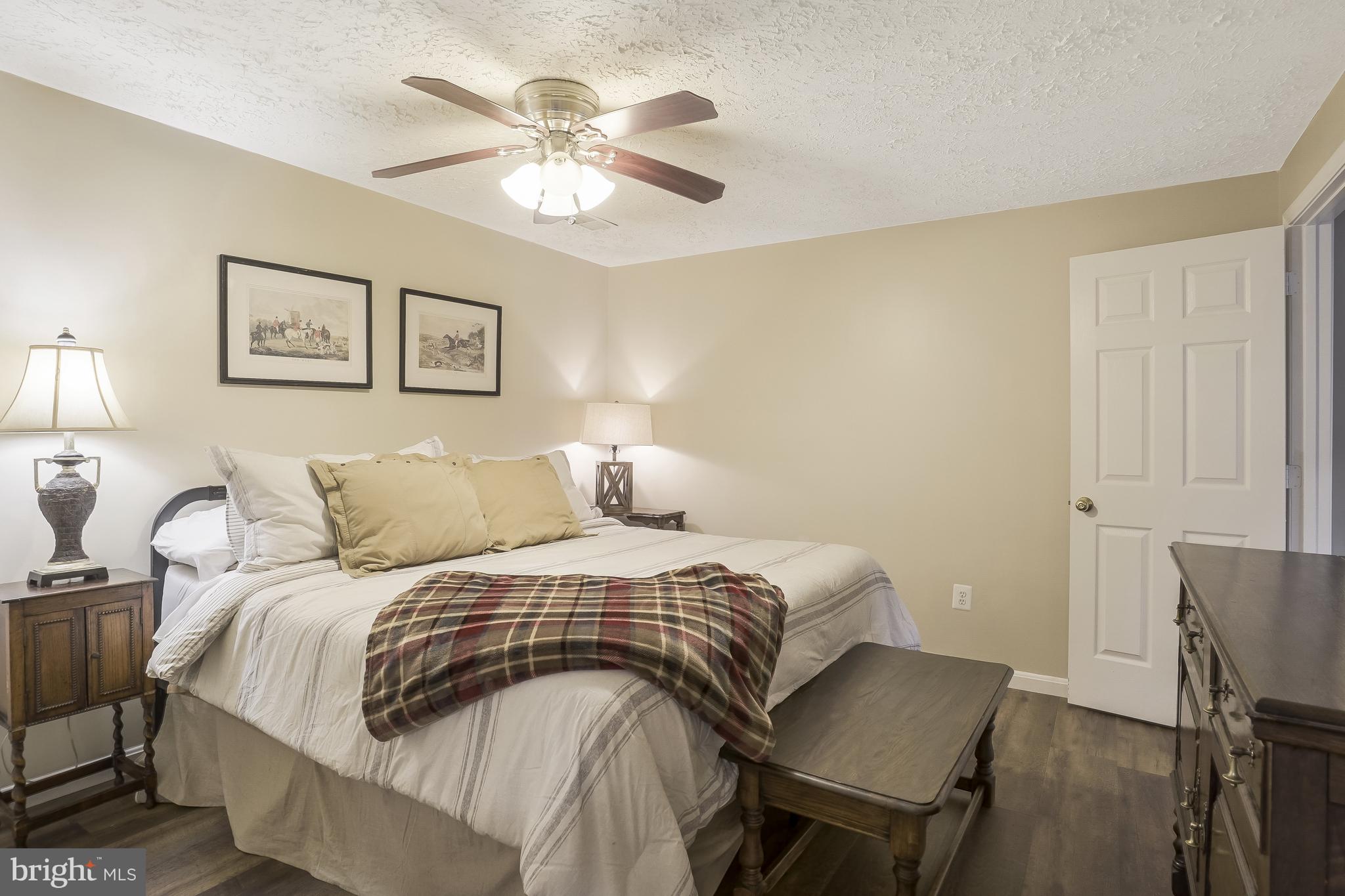 BLOOMS CROSSING - Residential