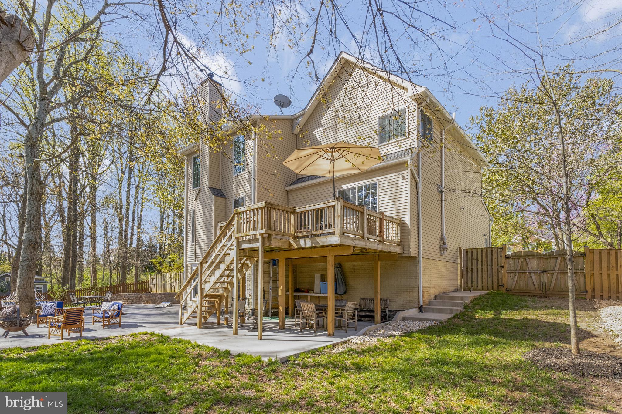 BLOOMS CROSSING - Residential