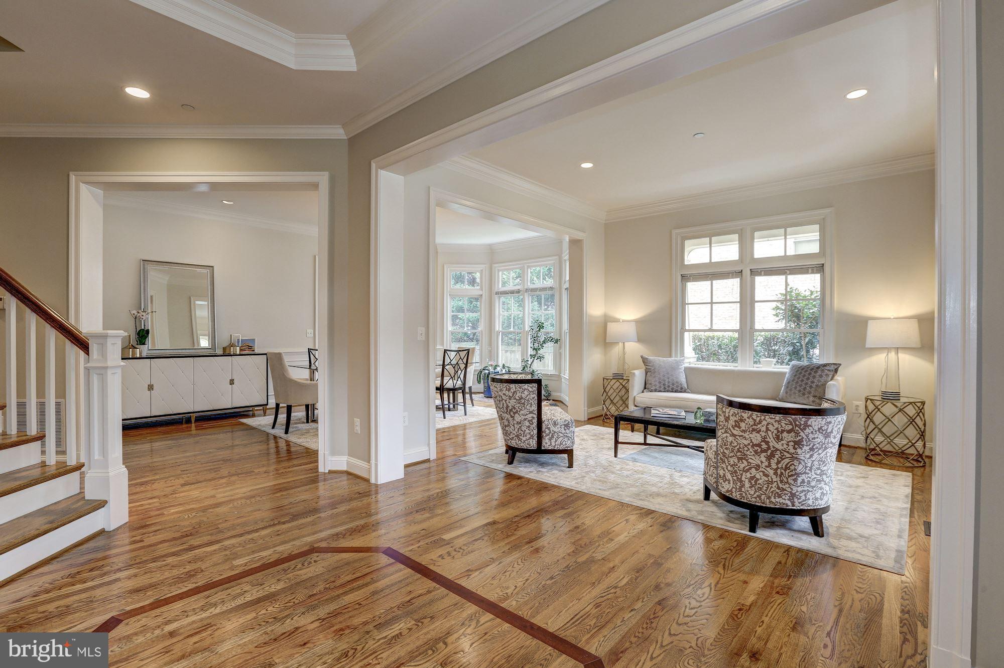 PINEVIEW - Residential