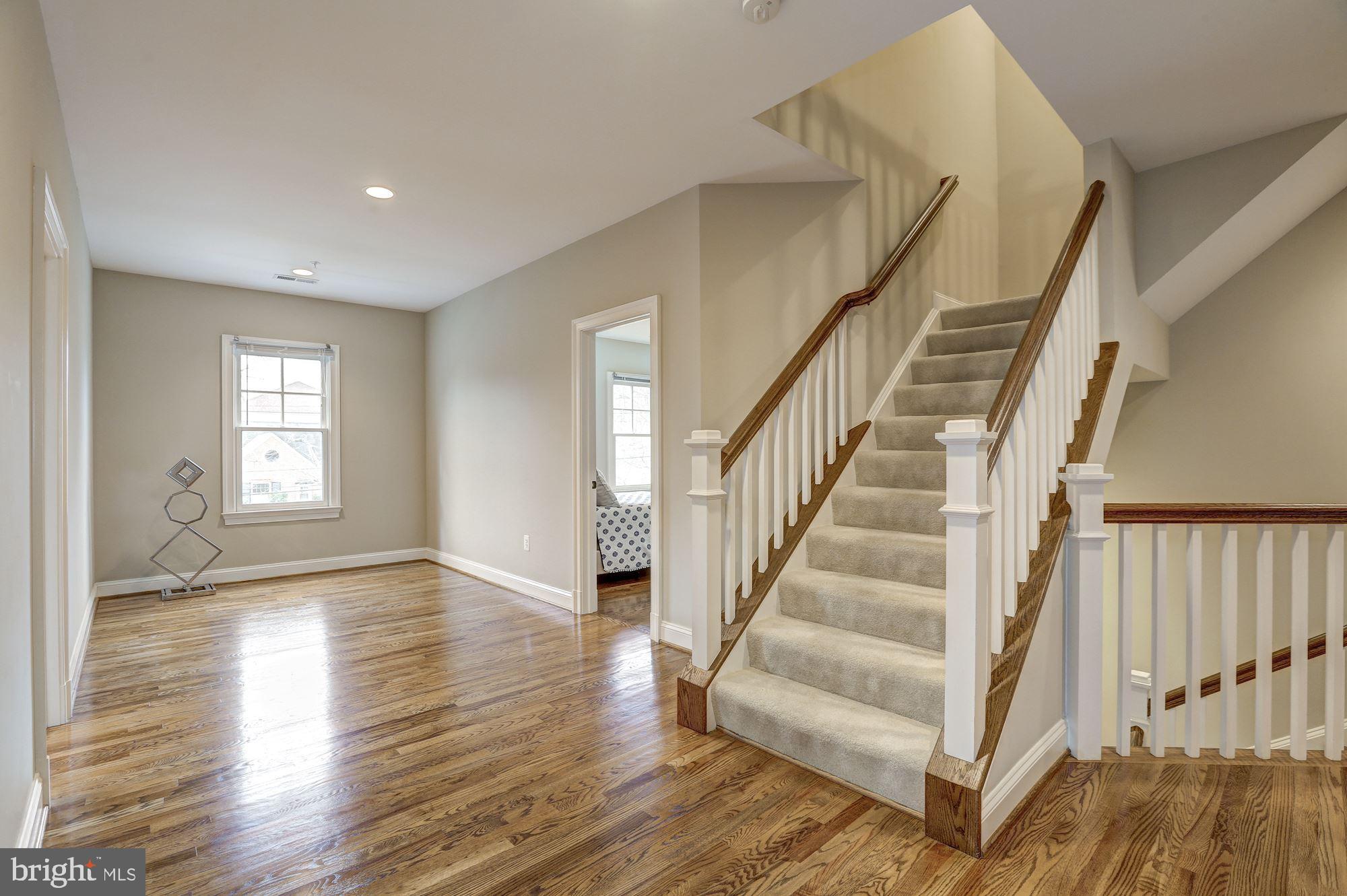 PINEVIEW - Residential