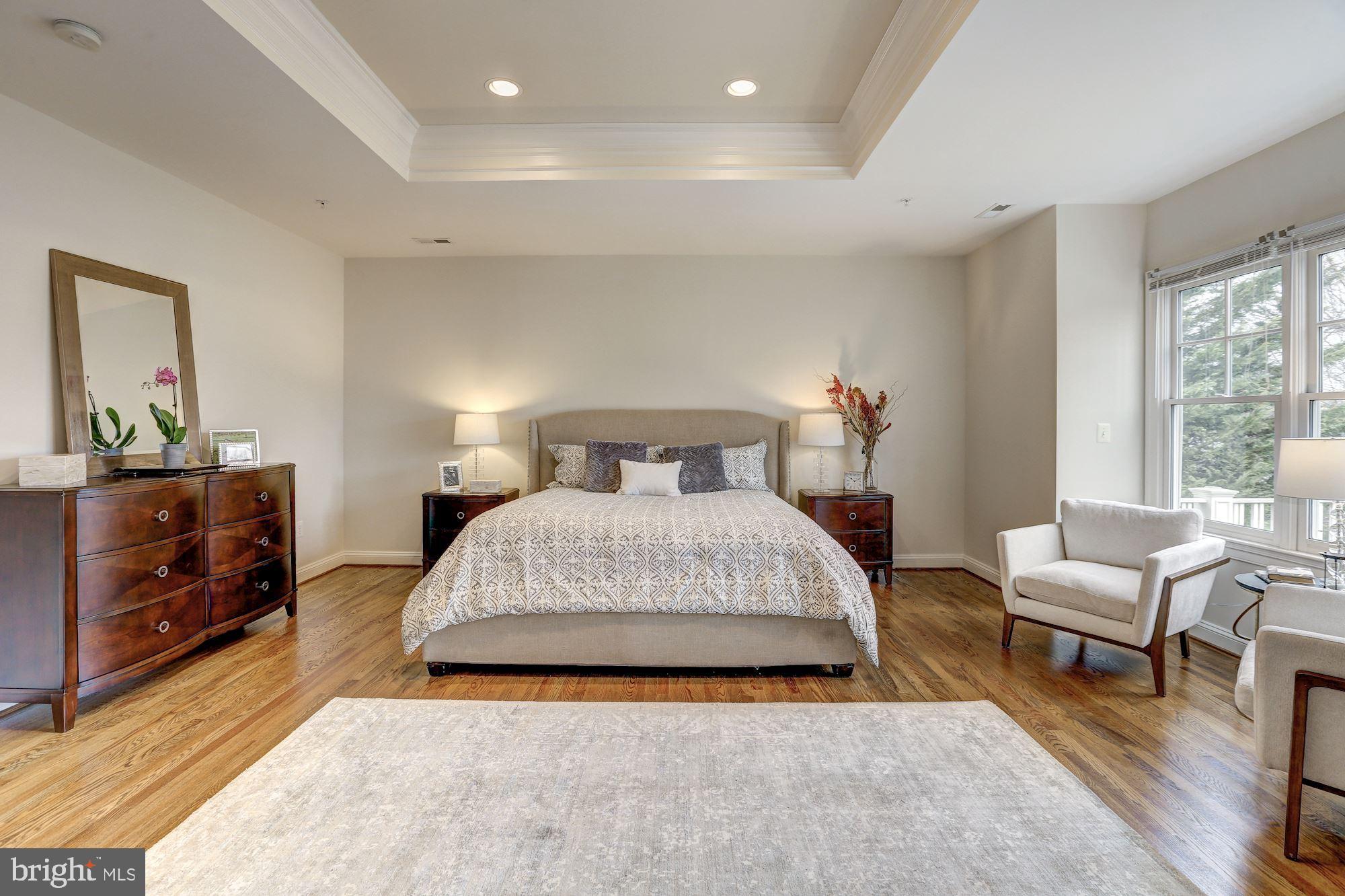 PINEVIEW - Residential