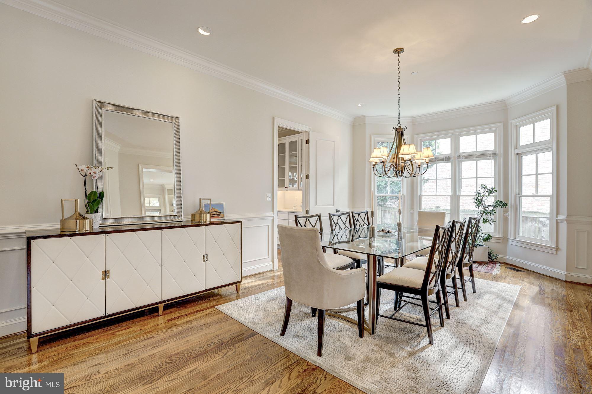 PINEVIEW - Residential