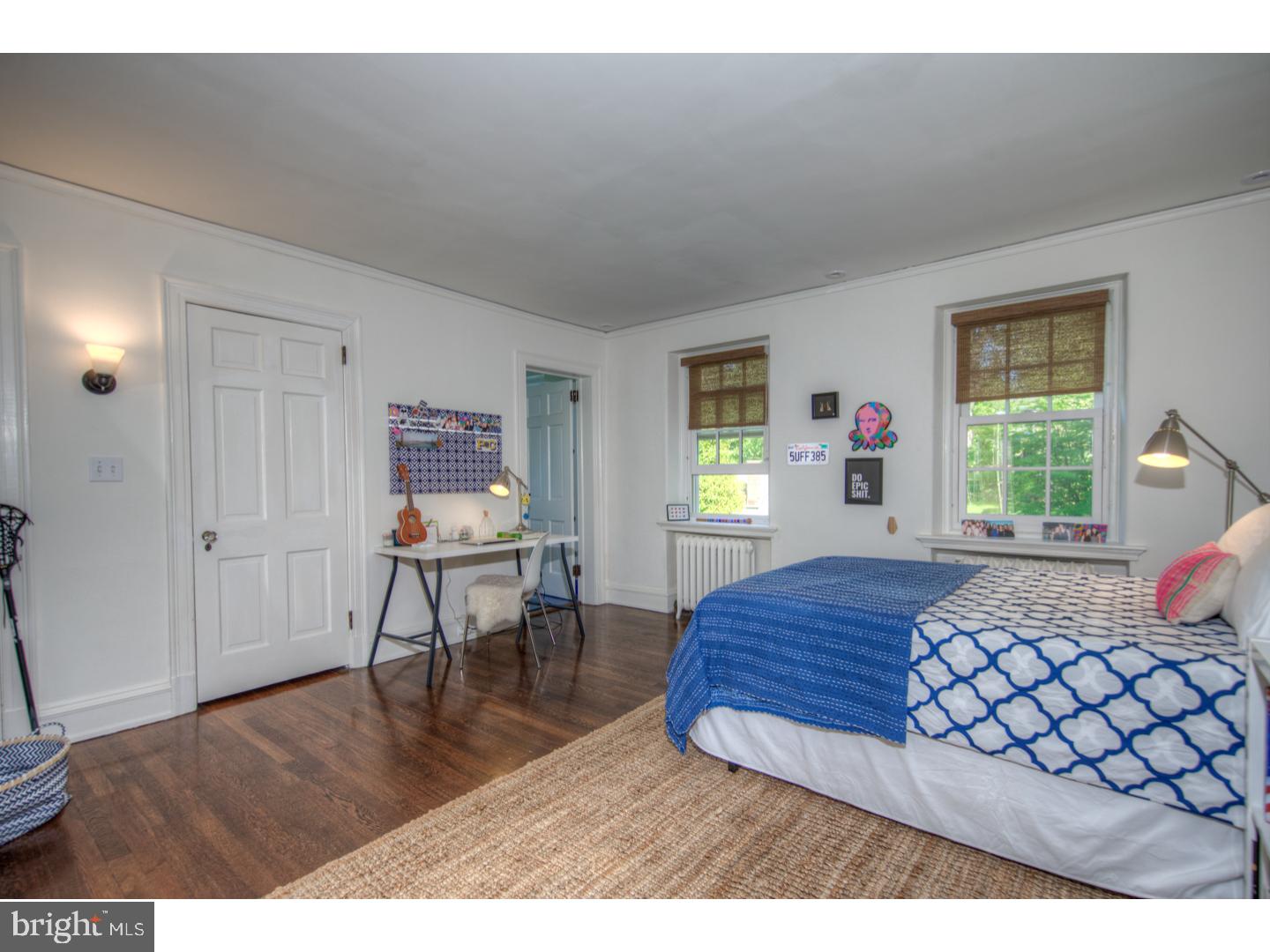 CHESTNUT HILL - Residential