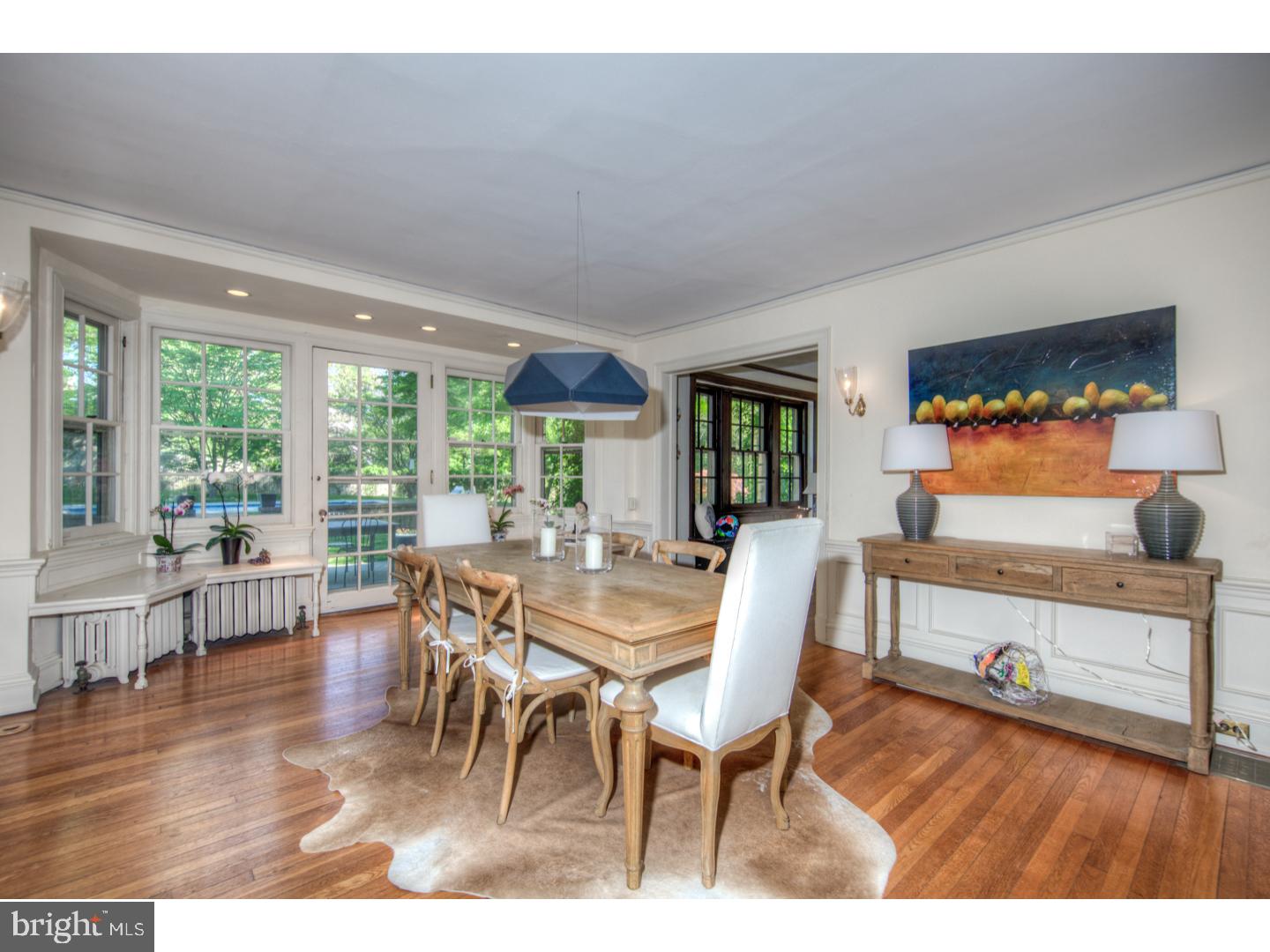 CHESTNUT HILL - Residential