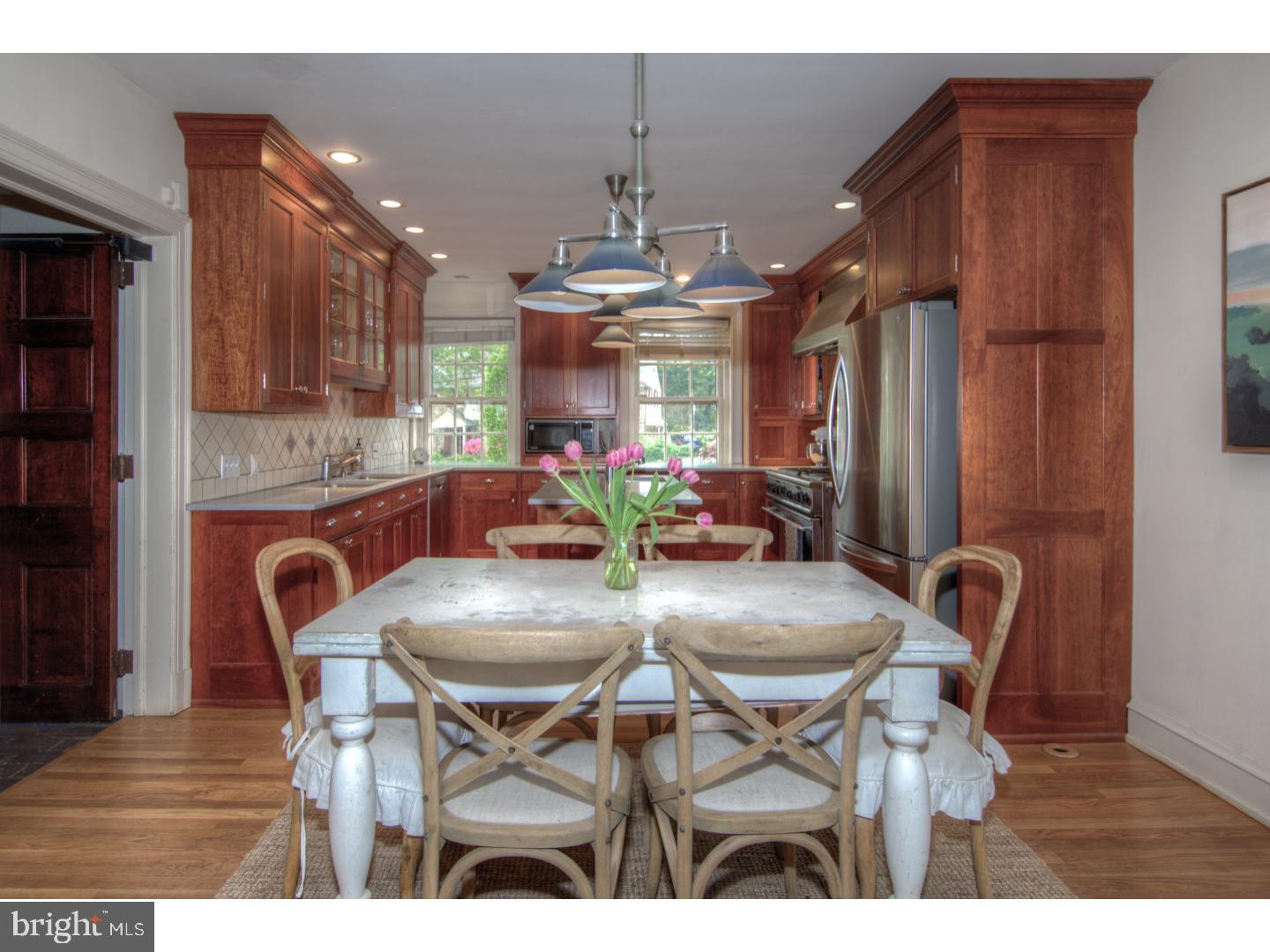 CHESTNUT HILL - Residential