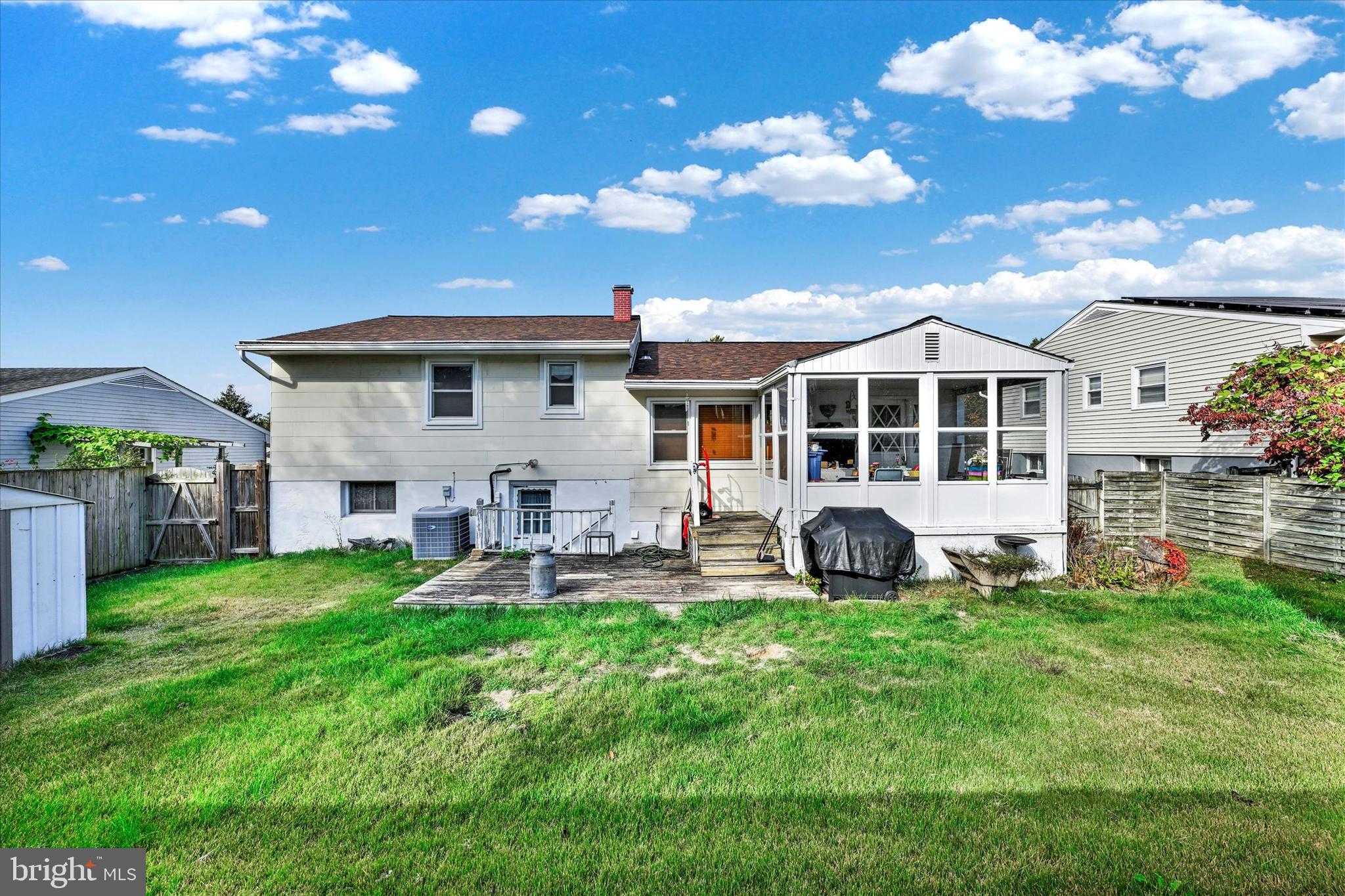 SILVERGATE VILLAGE - Residential