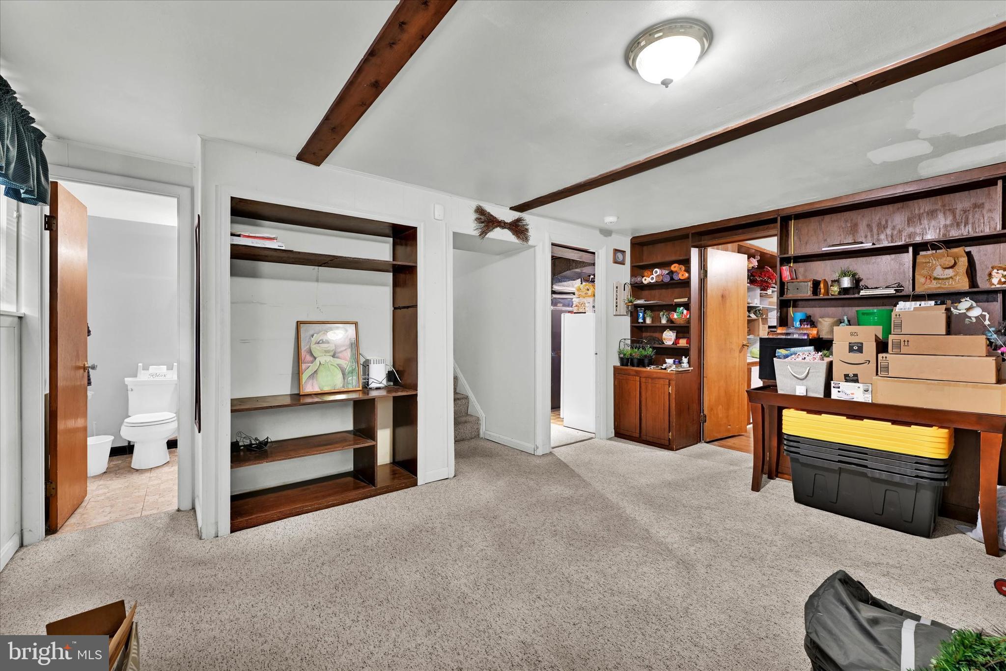 SILVERGATE VILLAGE - Residential