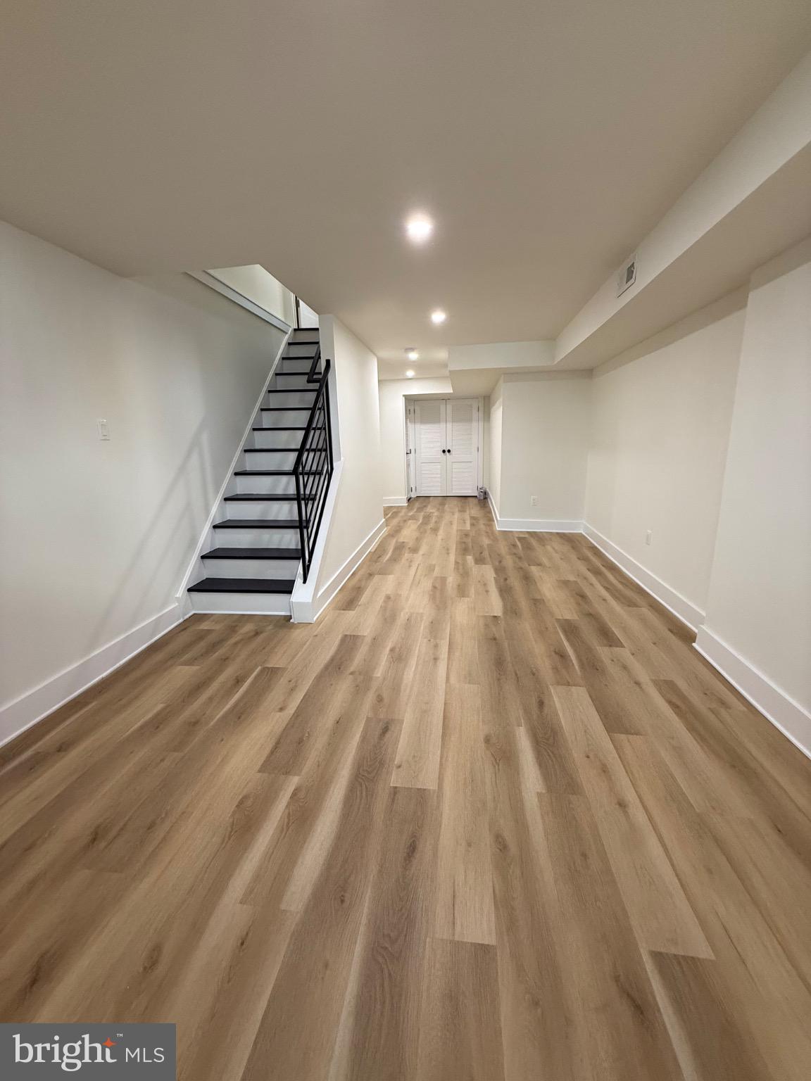 POINT BREEZE - Residential Lease