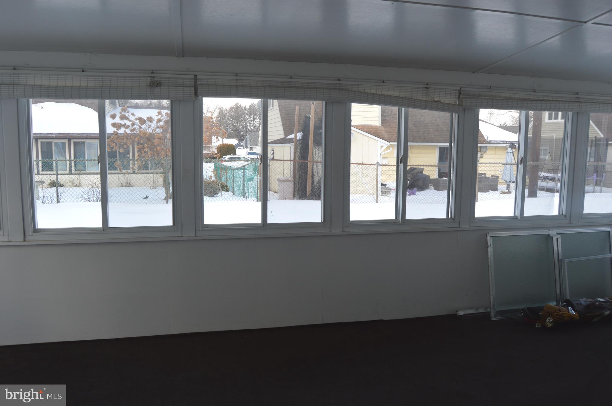 KENWOOD - Residential