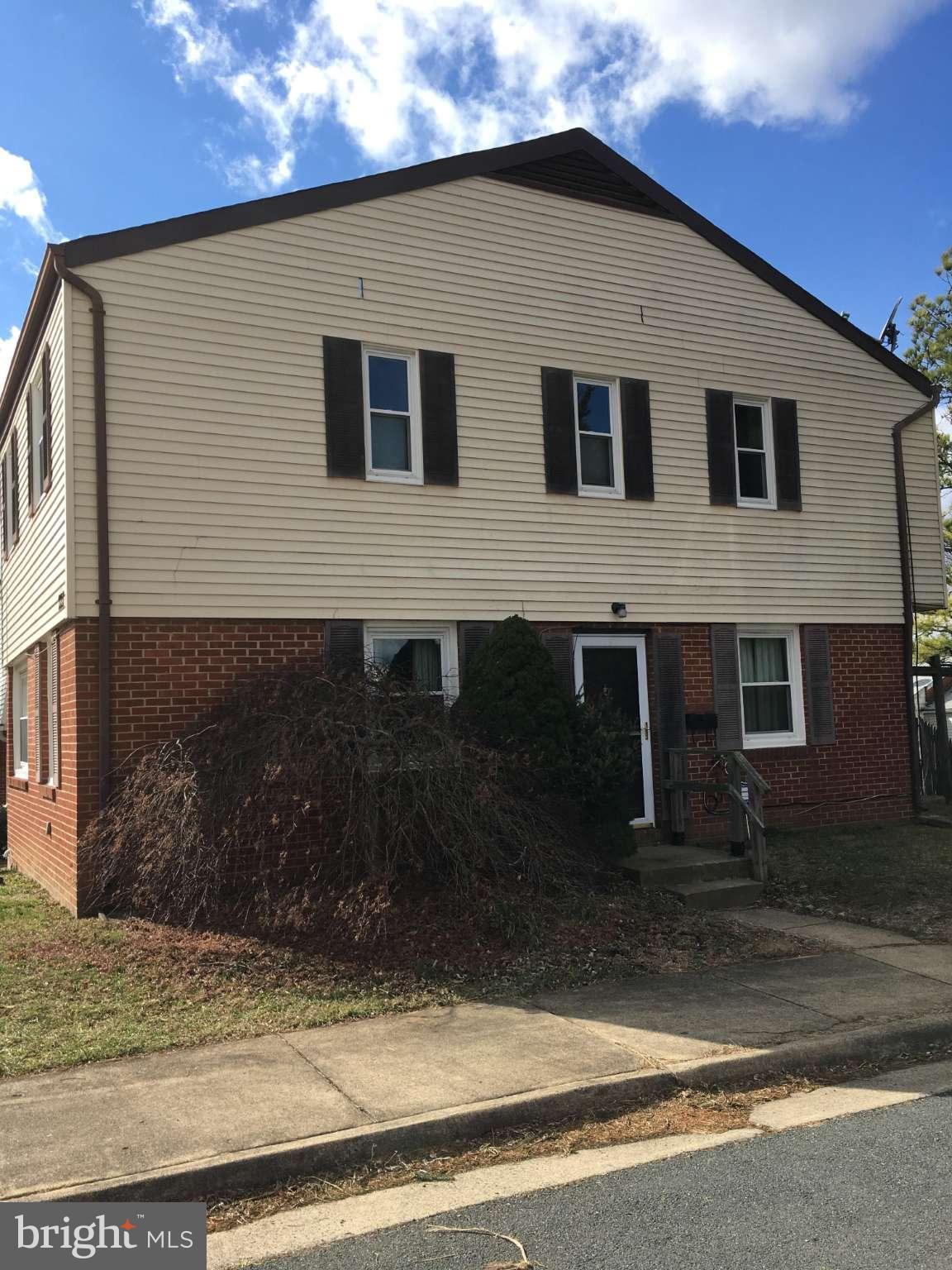 VIRGINIA KNOLLS - Residential