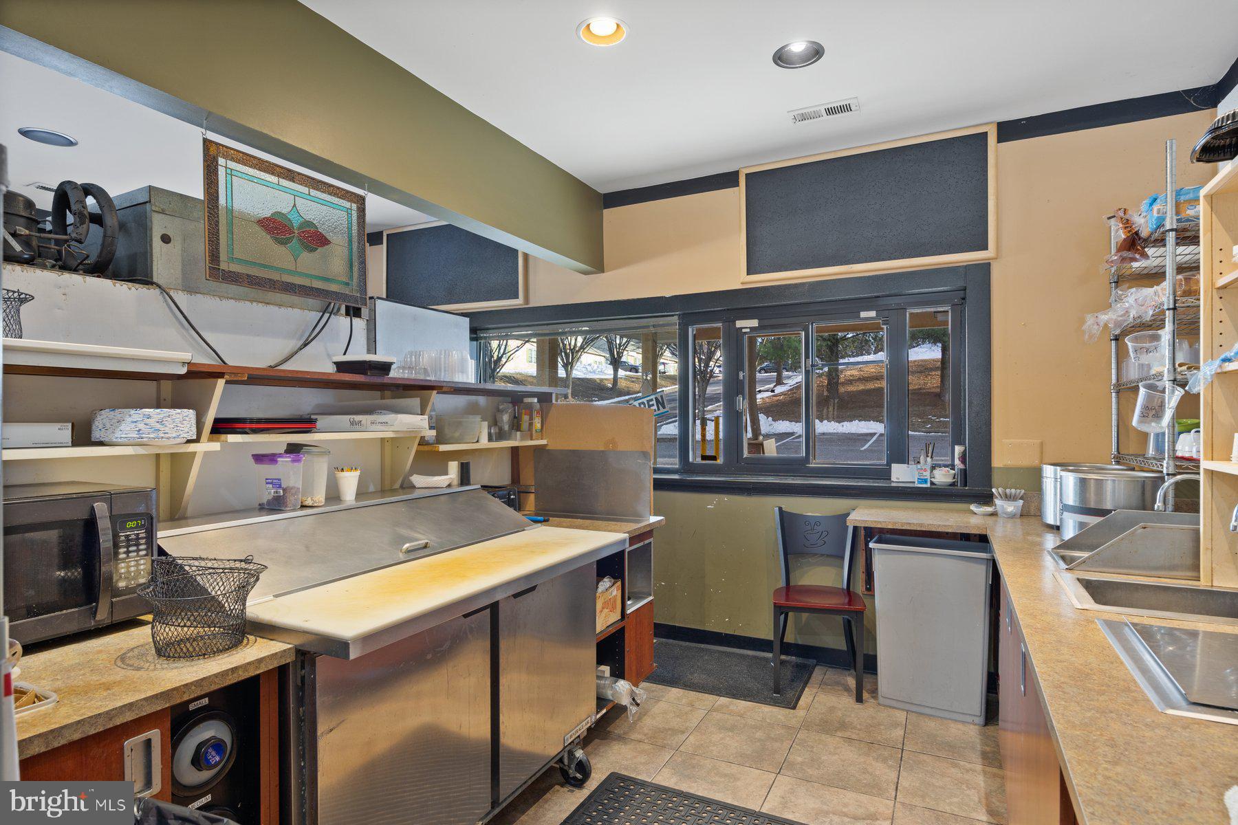 NONE AVAILABLE - Commercial Lease