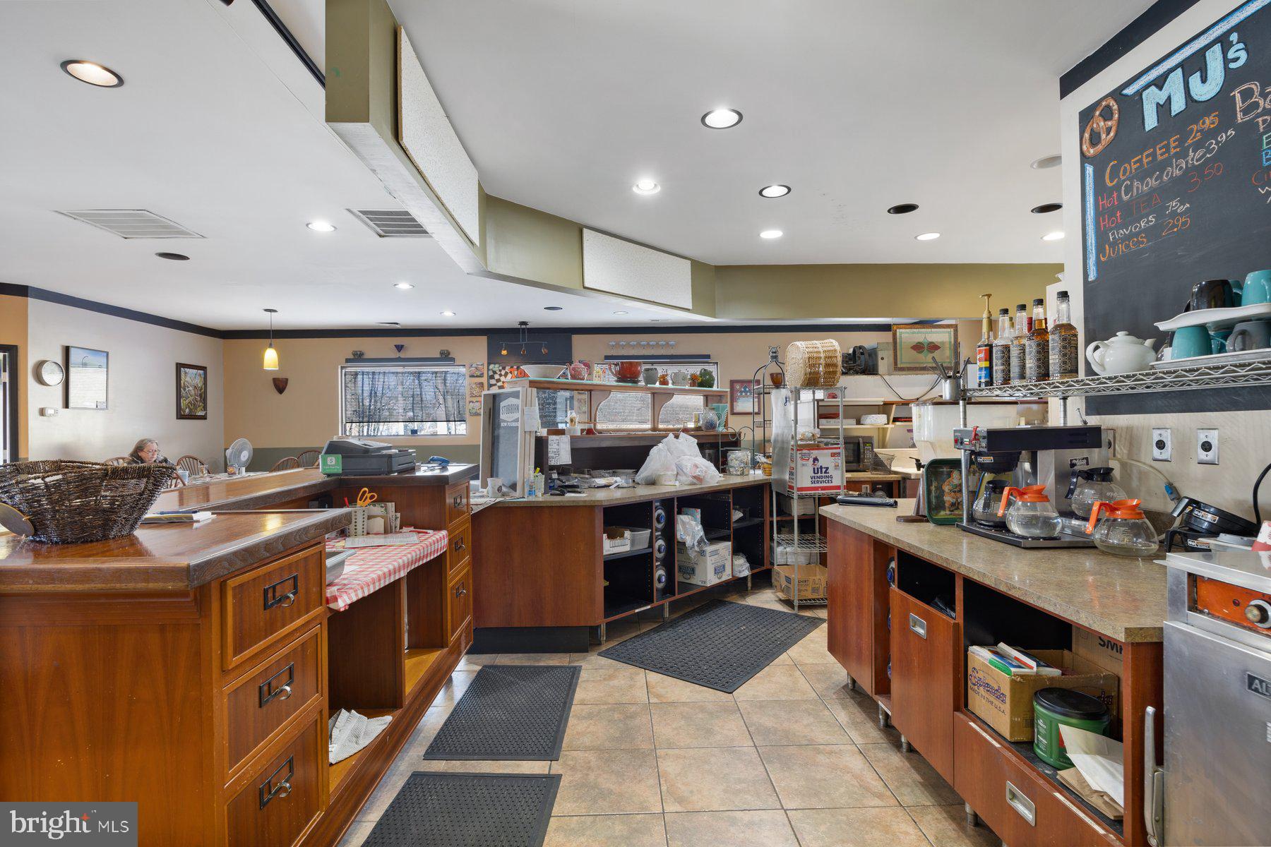 NONE AVAILABLE - Commercial Lease