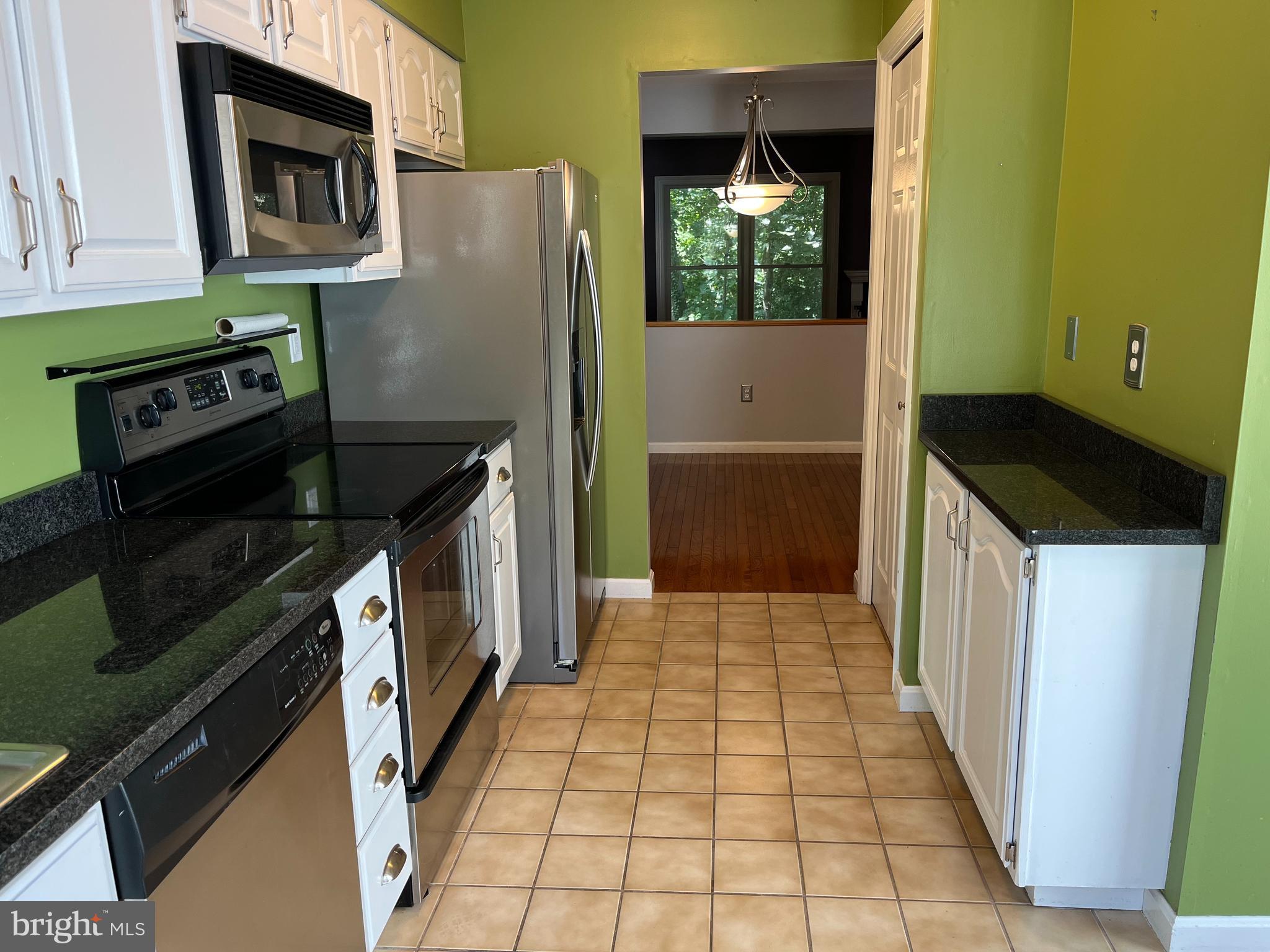 RIVA TRACE - Residential Lease