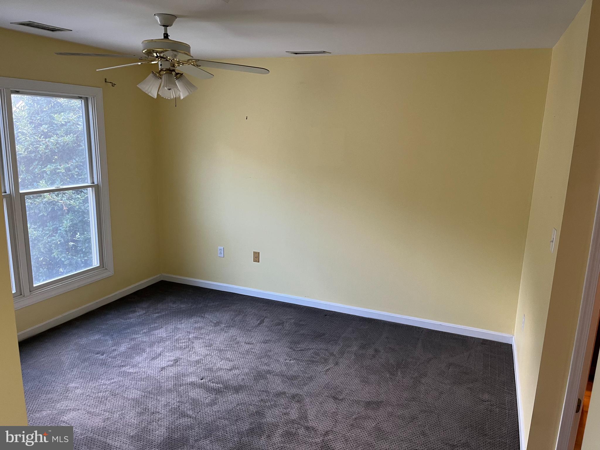 RIVA TRACE - Residential Lease