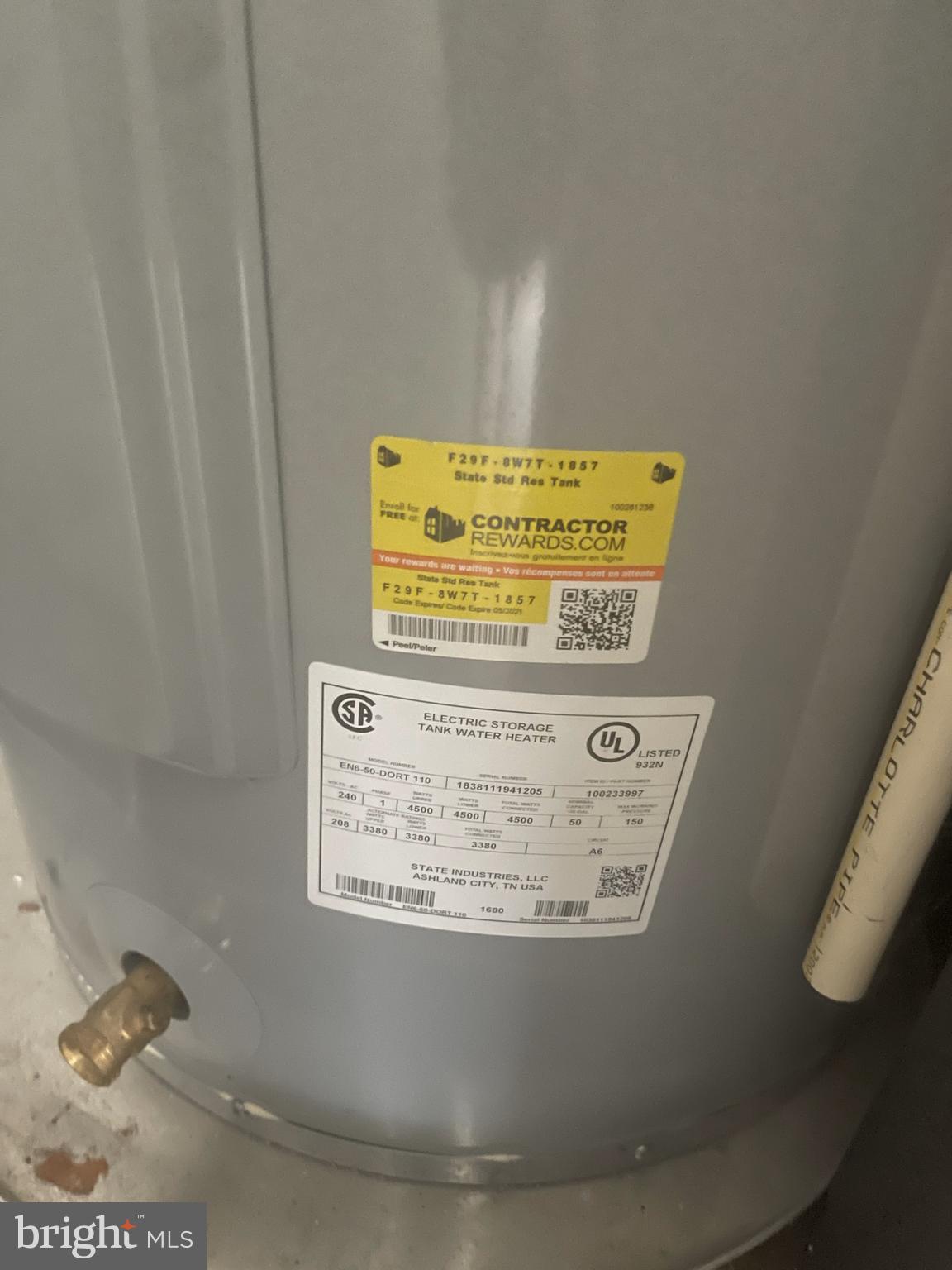 LAKEMONT VILLAGE - Residential