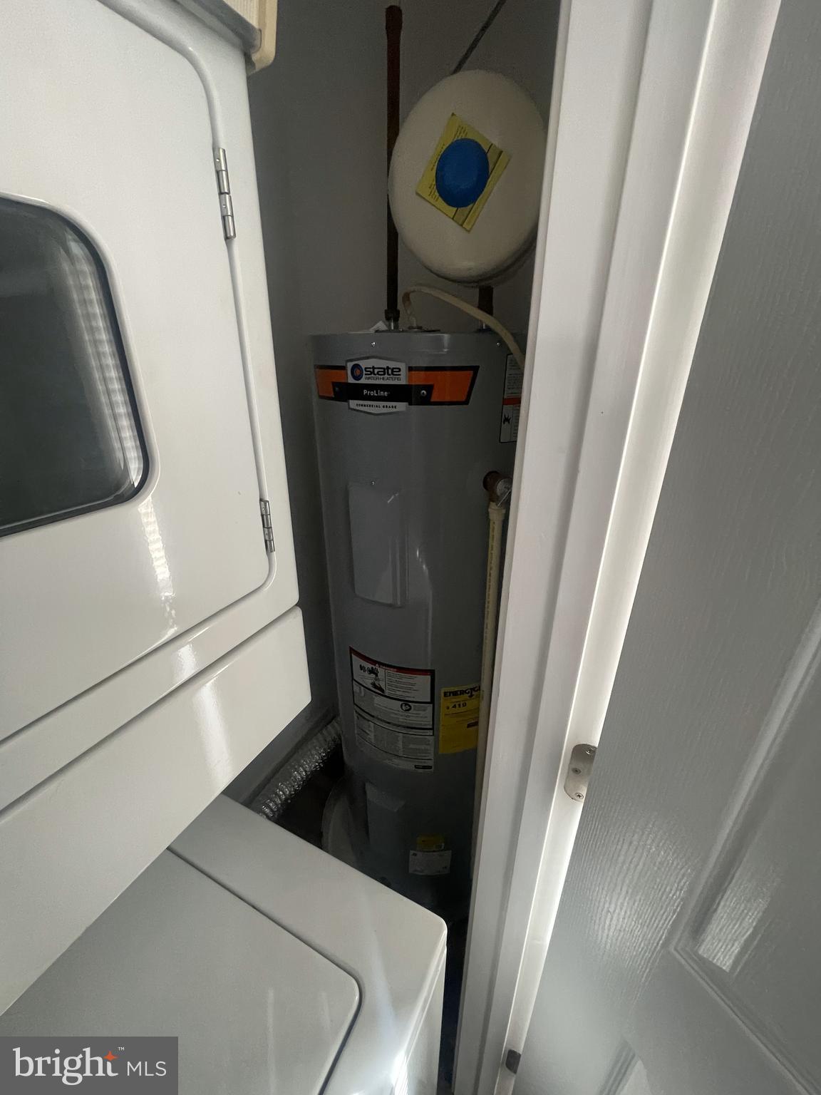 LAKEMONT VILLAGE - Residential