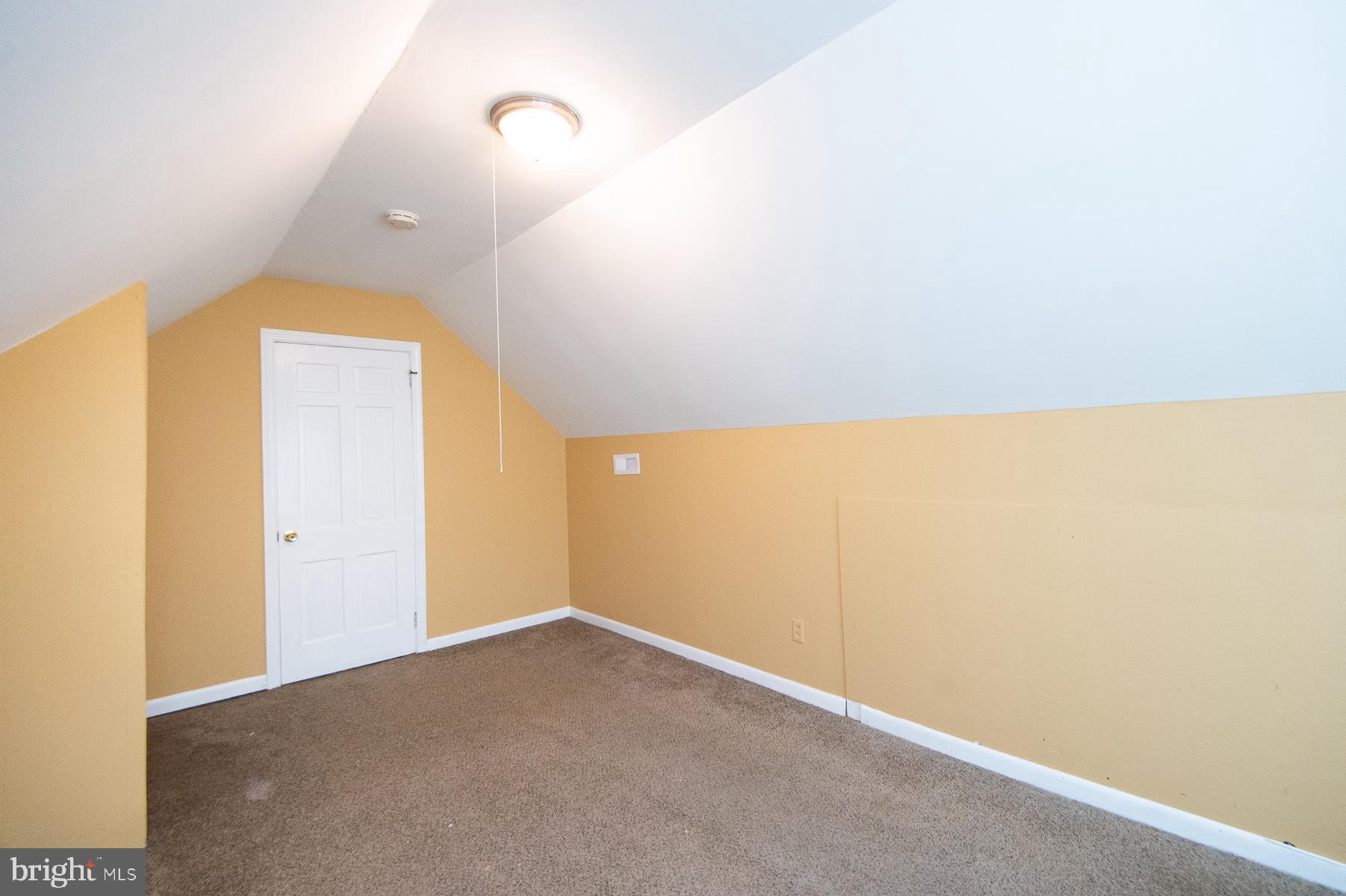 EASTON - Residential