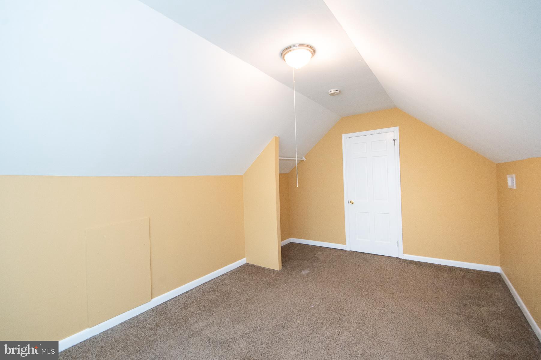 EASTON - Residential