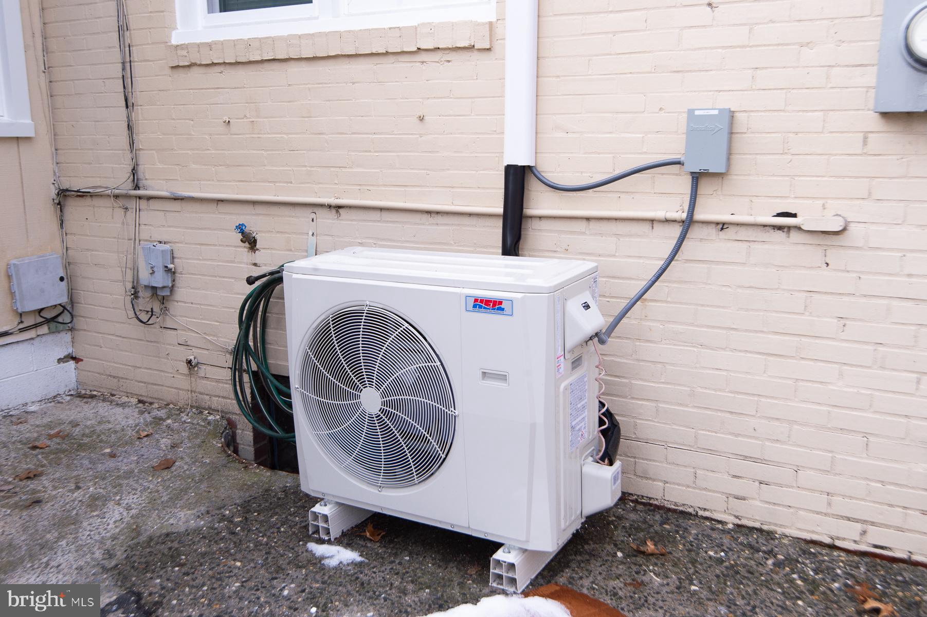 EASTON - Residential