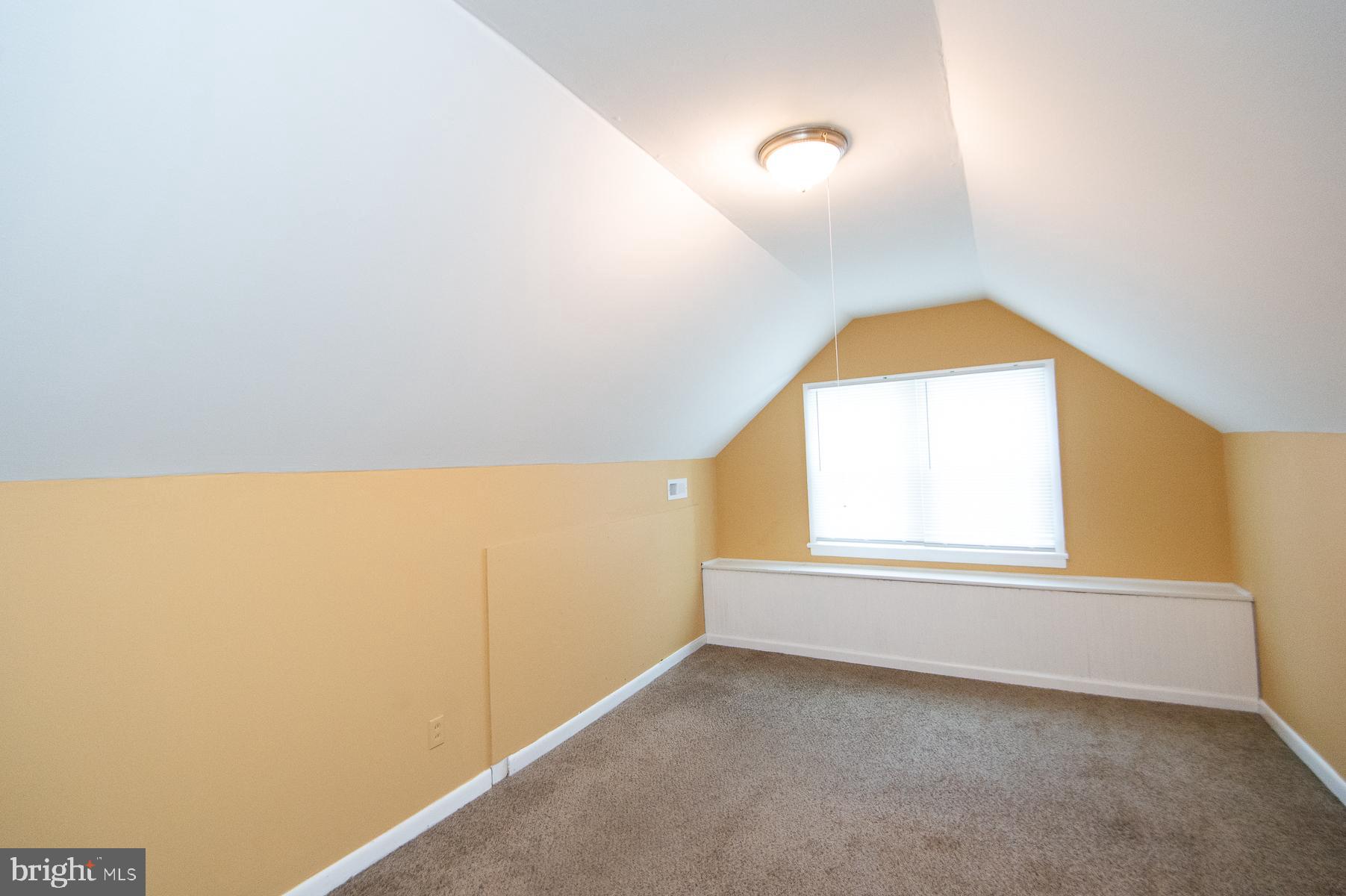 EASTON - Residential