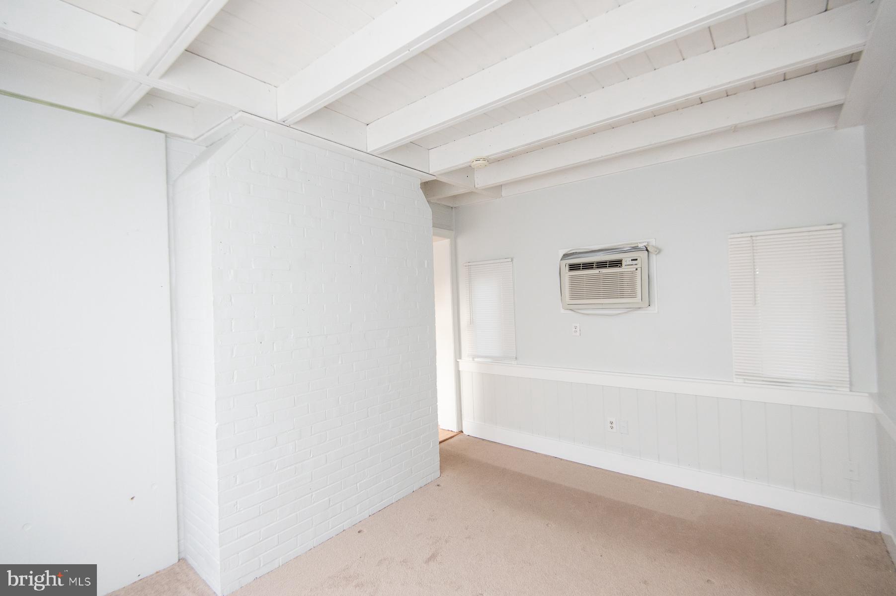 EASTON - Residential