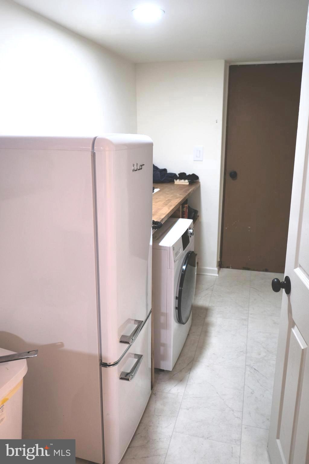 FAIRLINGTON MEADOWS - Residential