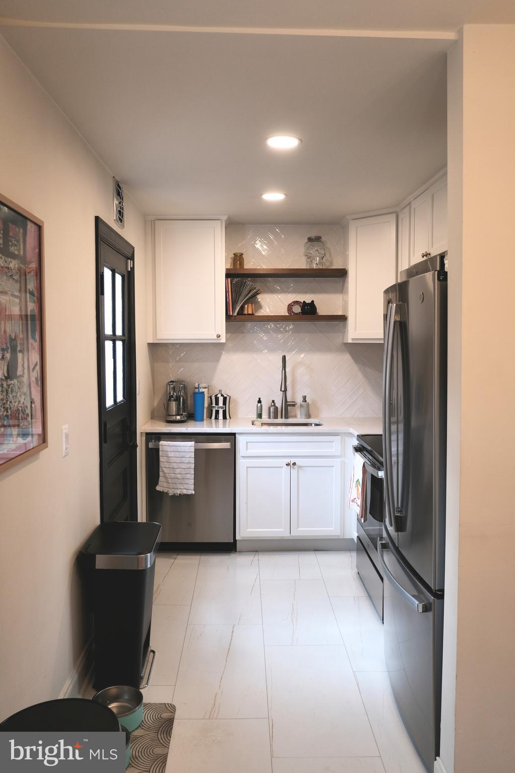 FAIRLINGTON MEADOWS - Residential